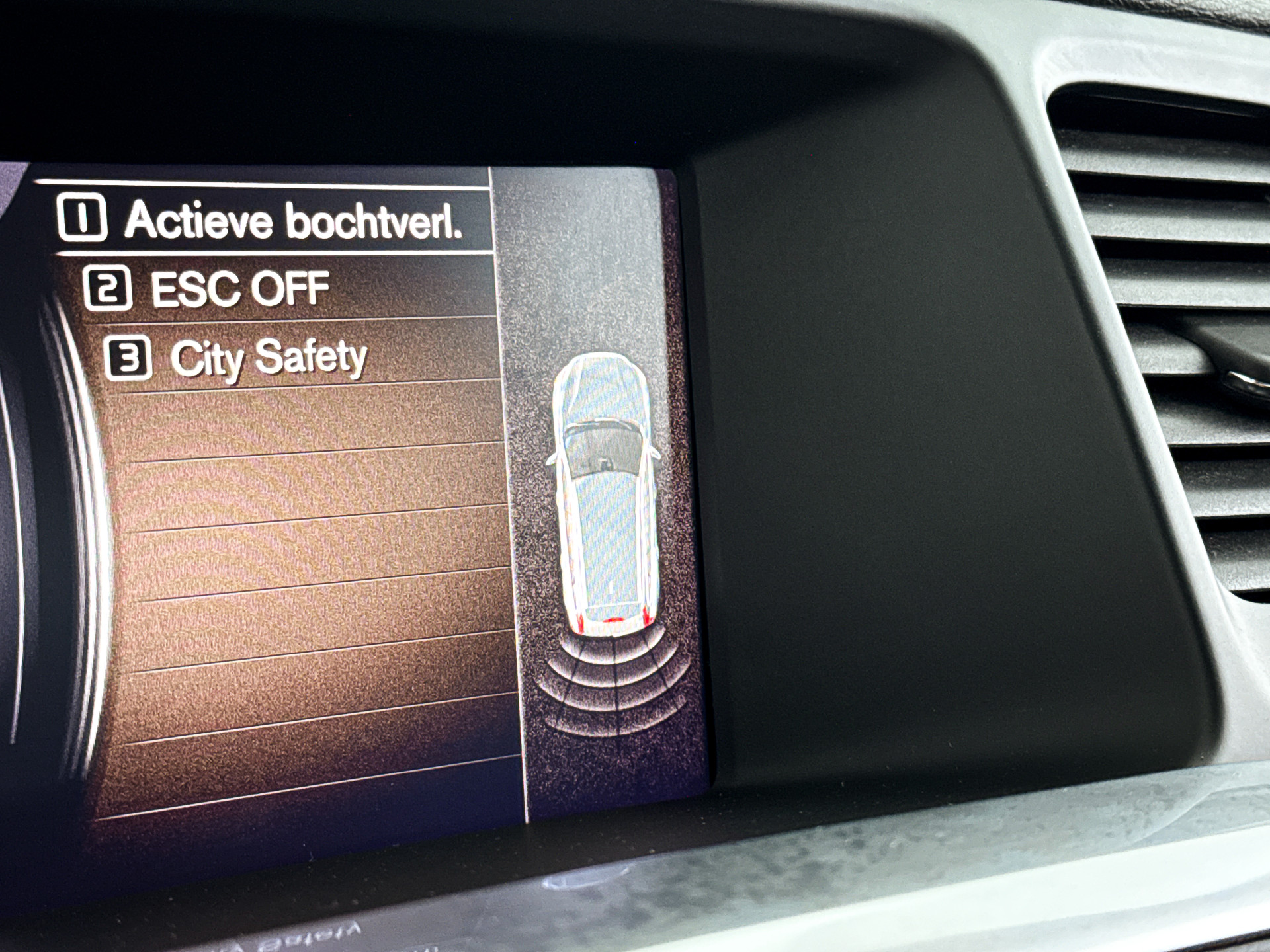 Foto van Volvo V60 Cross Country