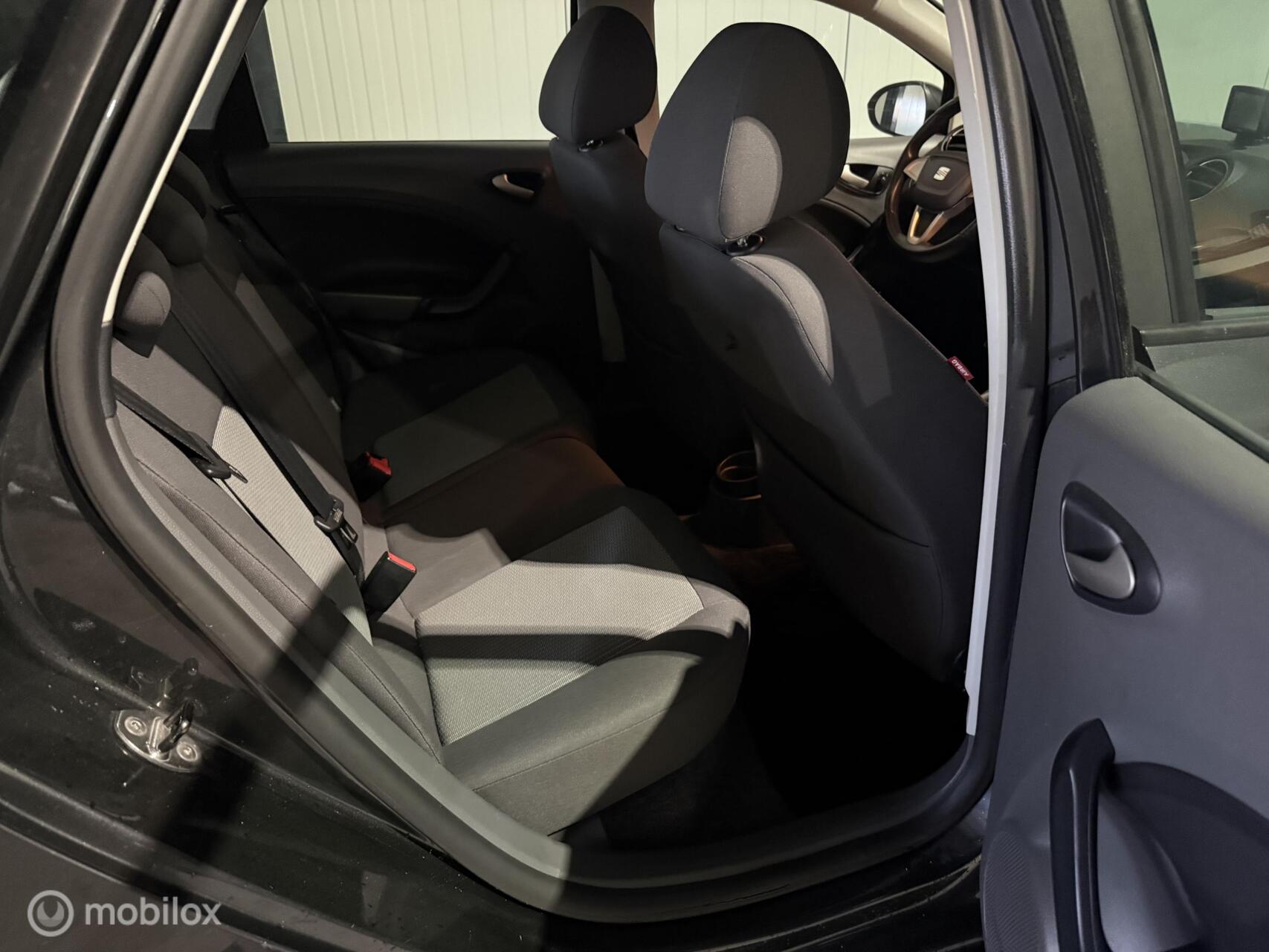 Foto van Seat Ibiza ST
