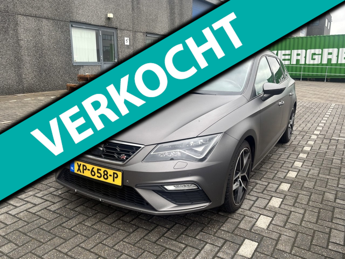 Seat Leon ST Seat Leon ST FR Automaat | Camera | Navi | LED 2018 - voorkant