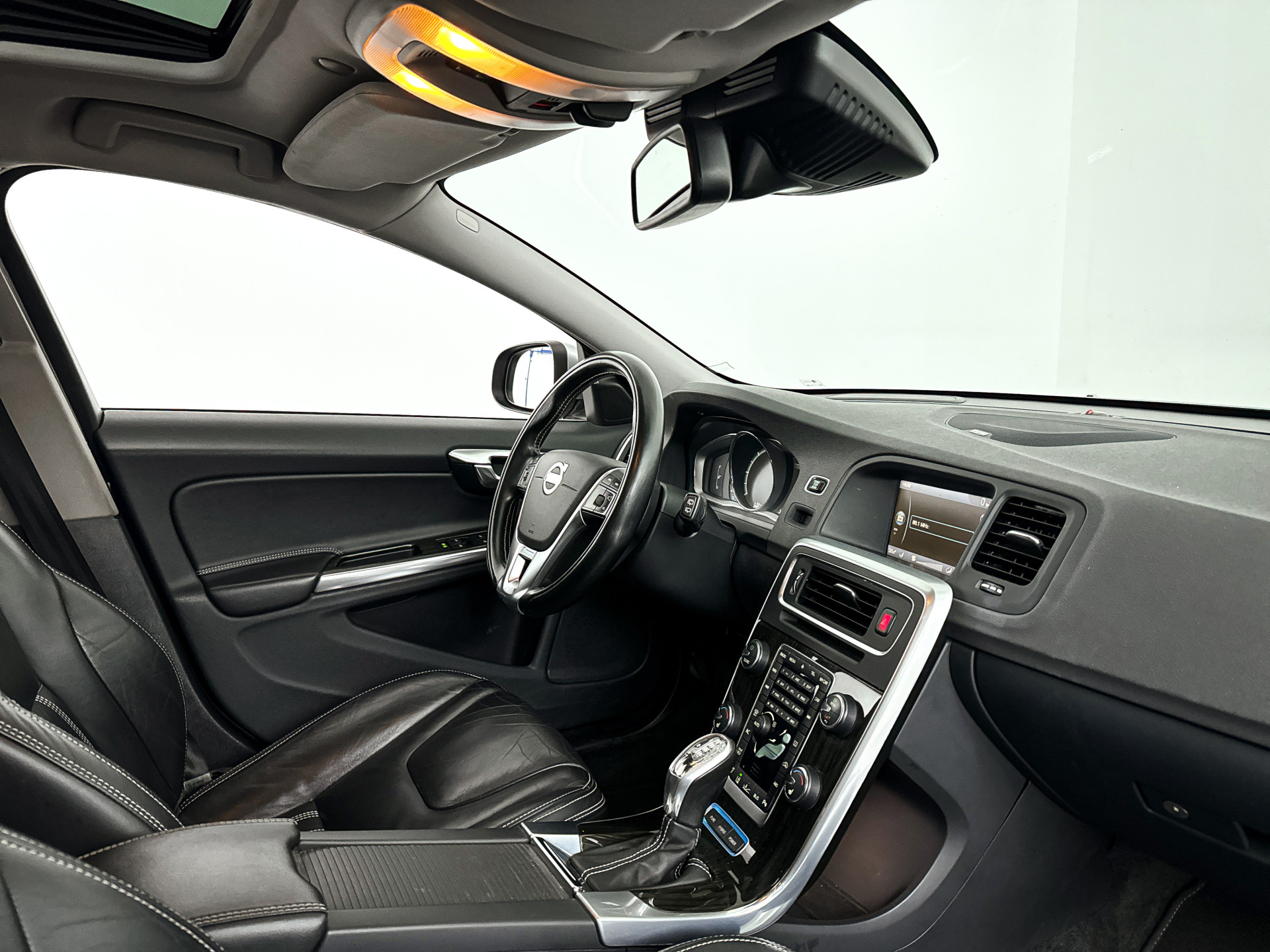 Foto van Volvo V60 Plug In Hybrid