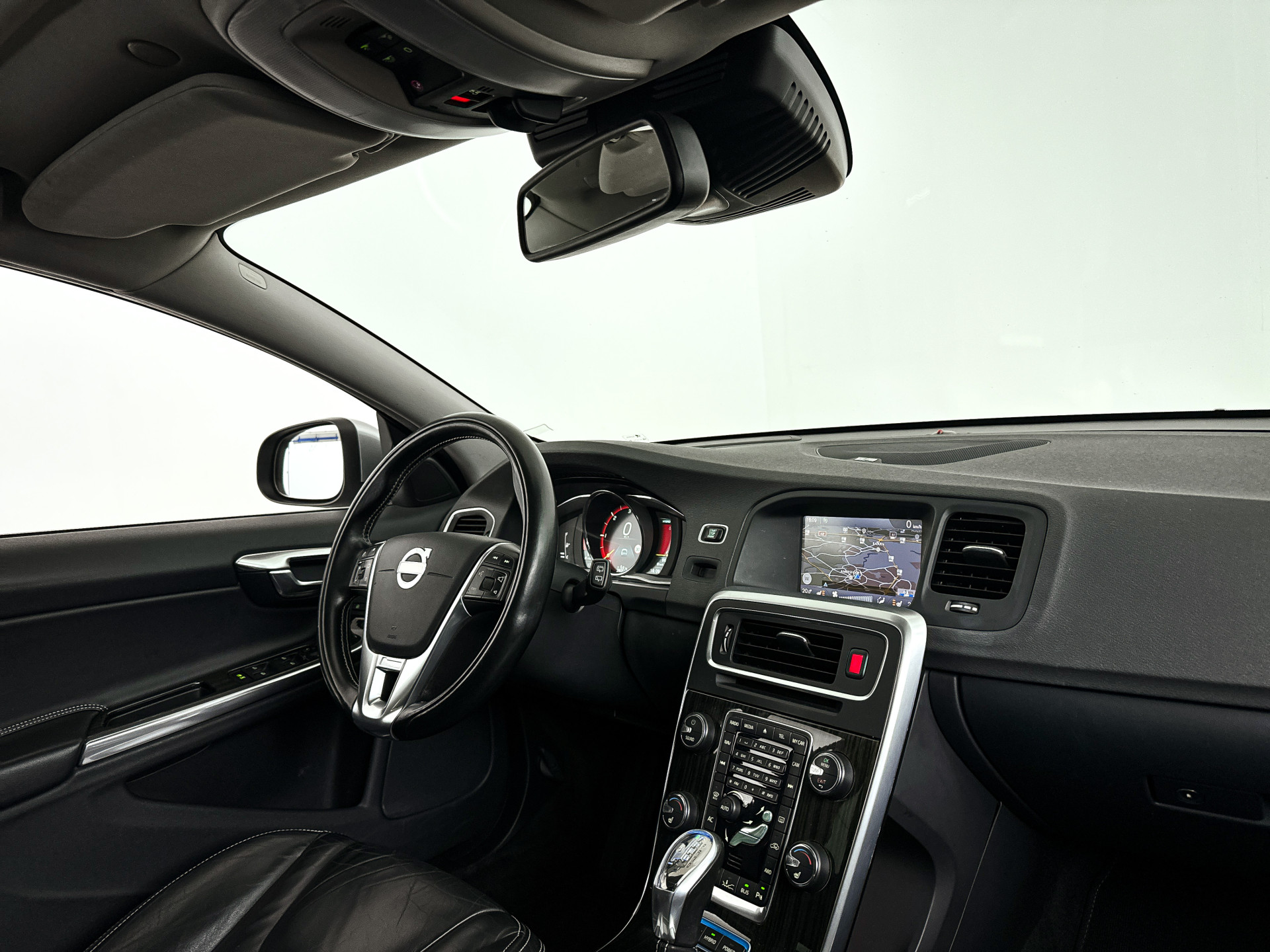 Foto van Volvo V60 Plug In Hybrid