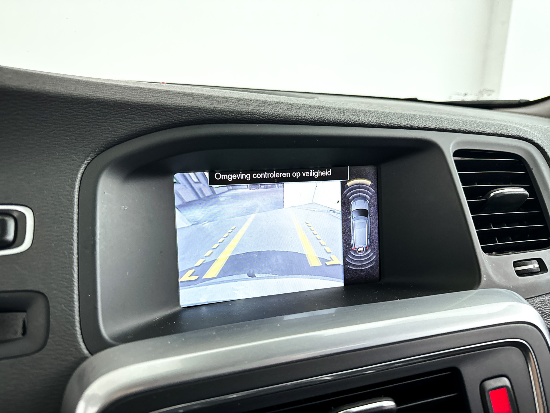 Foto van Volvo V60 Plug In Hybrid
