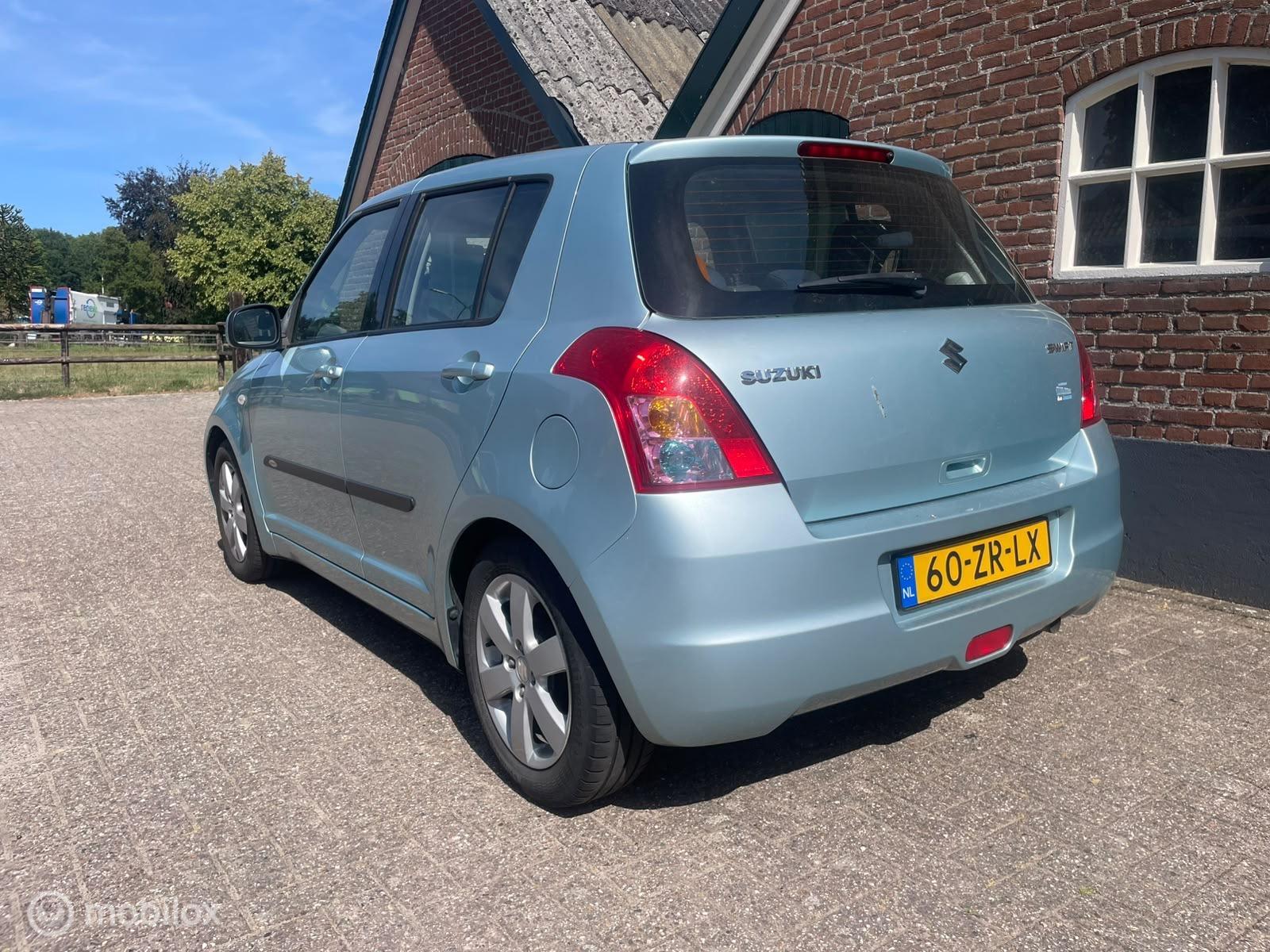 Foto van Suzuki Swift