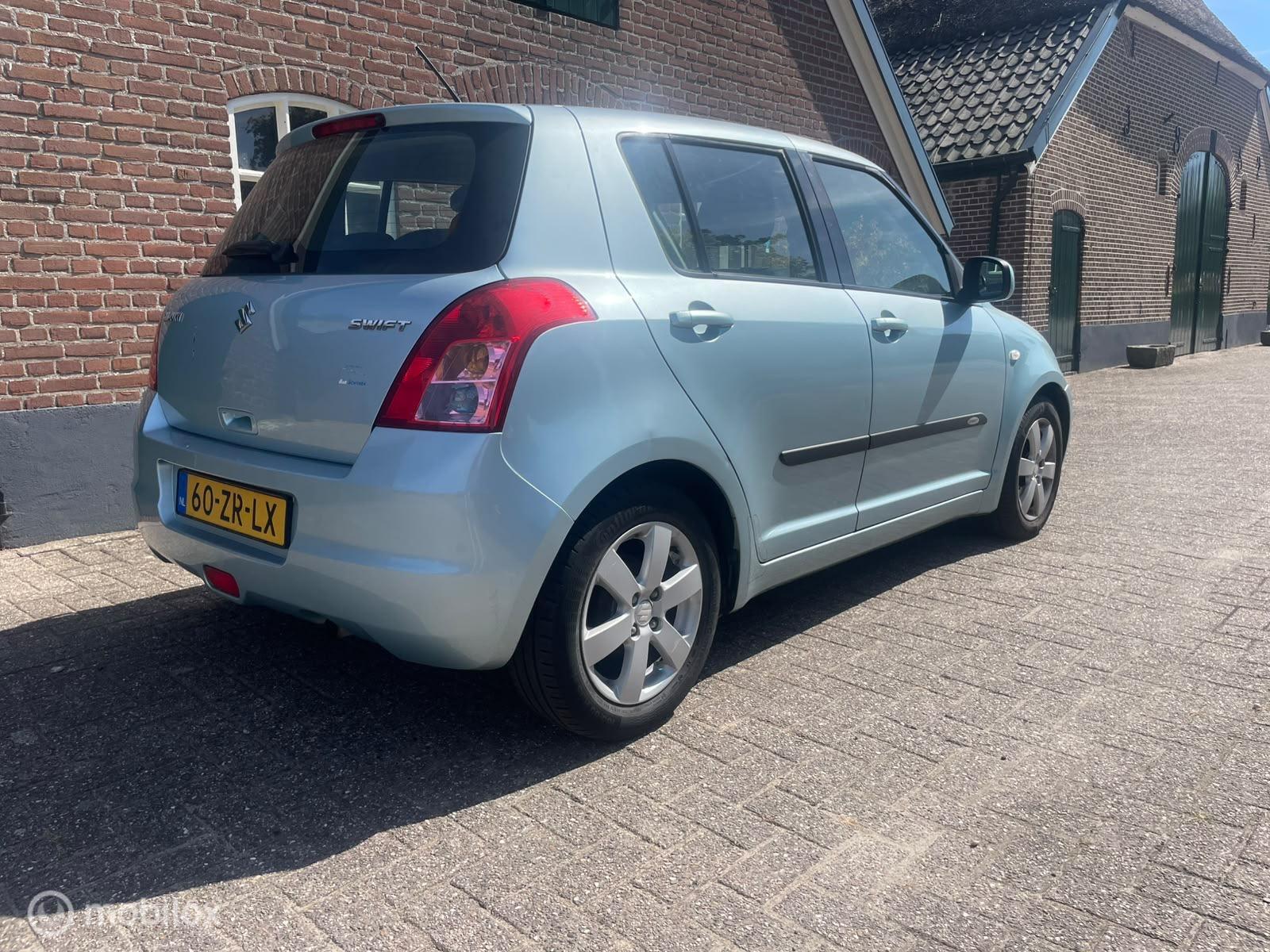 Foto van Suzuki Swift
