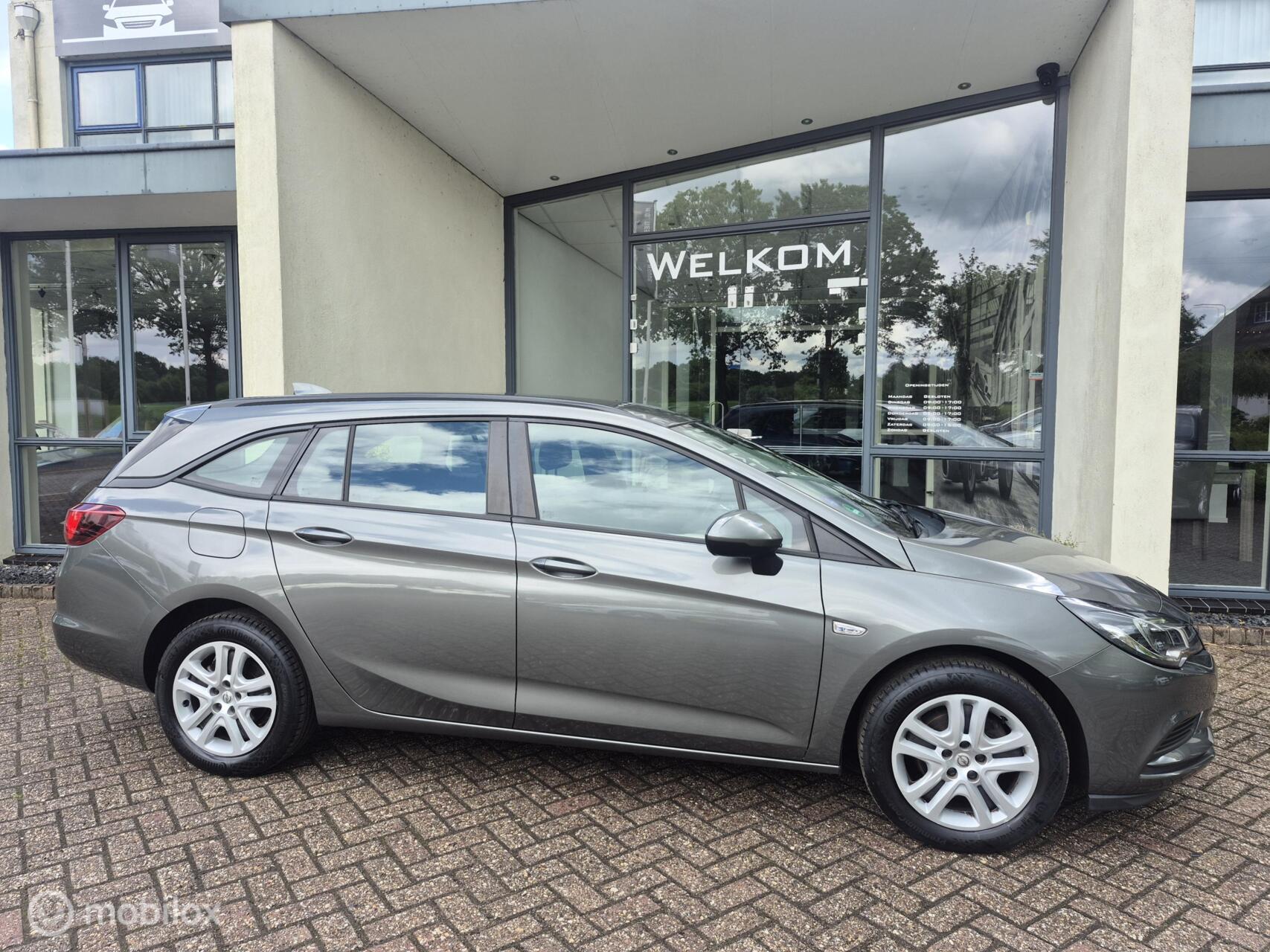 Foto van Opel Astra Sports Tourer