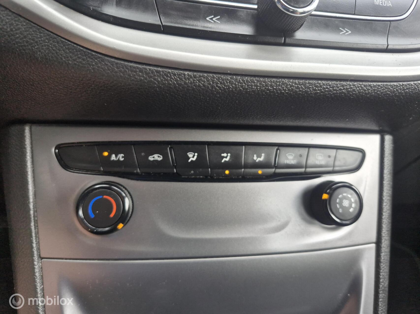 Foto van Opel Astra Sports Tourer