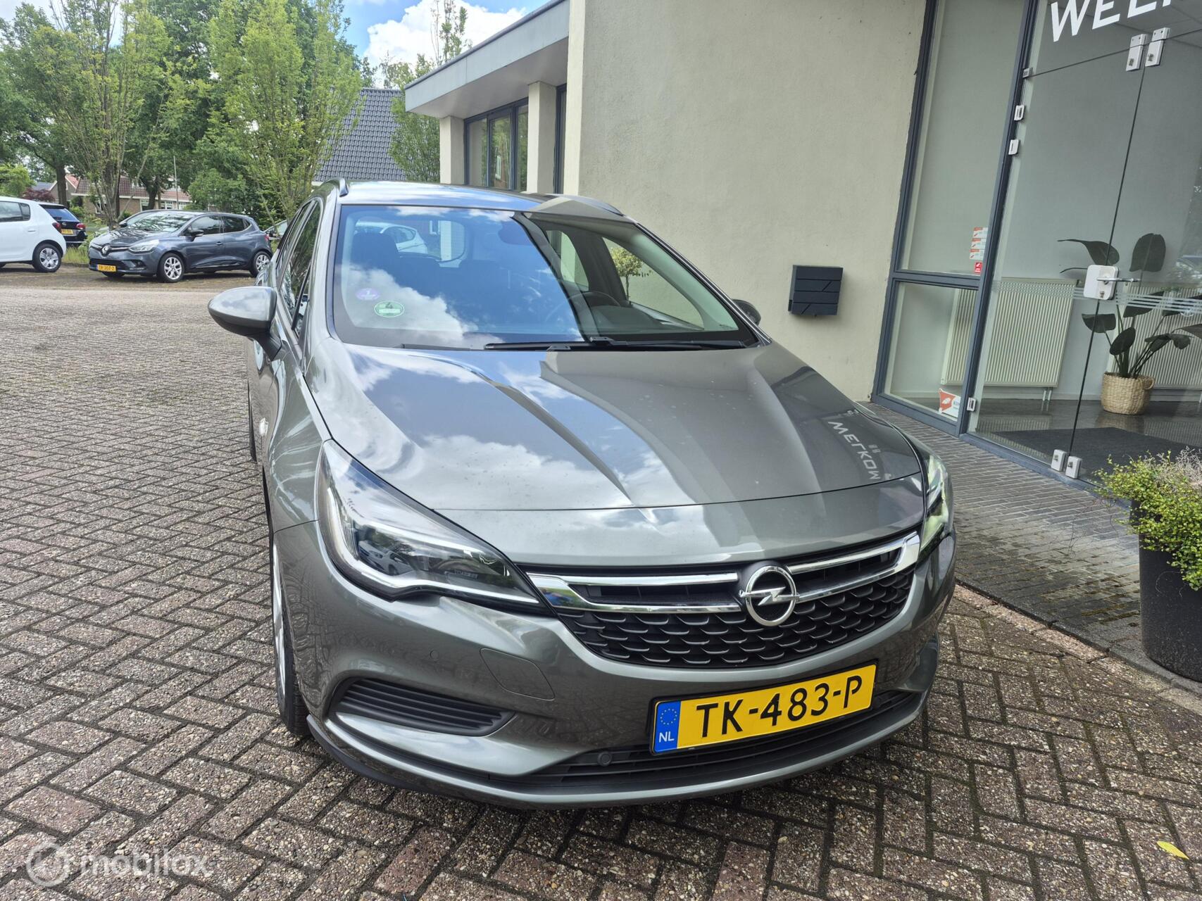Foto van Opel Astra Sports Tourer