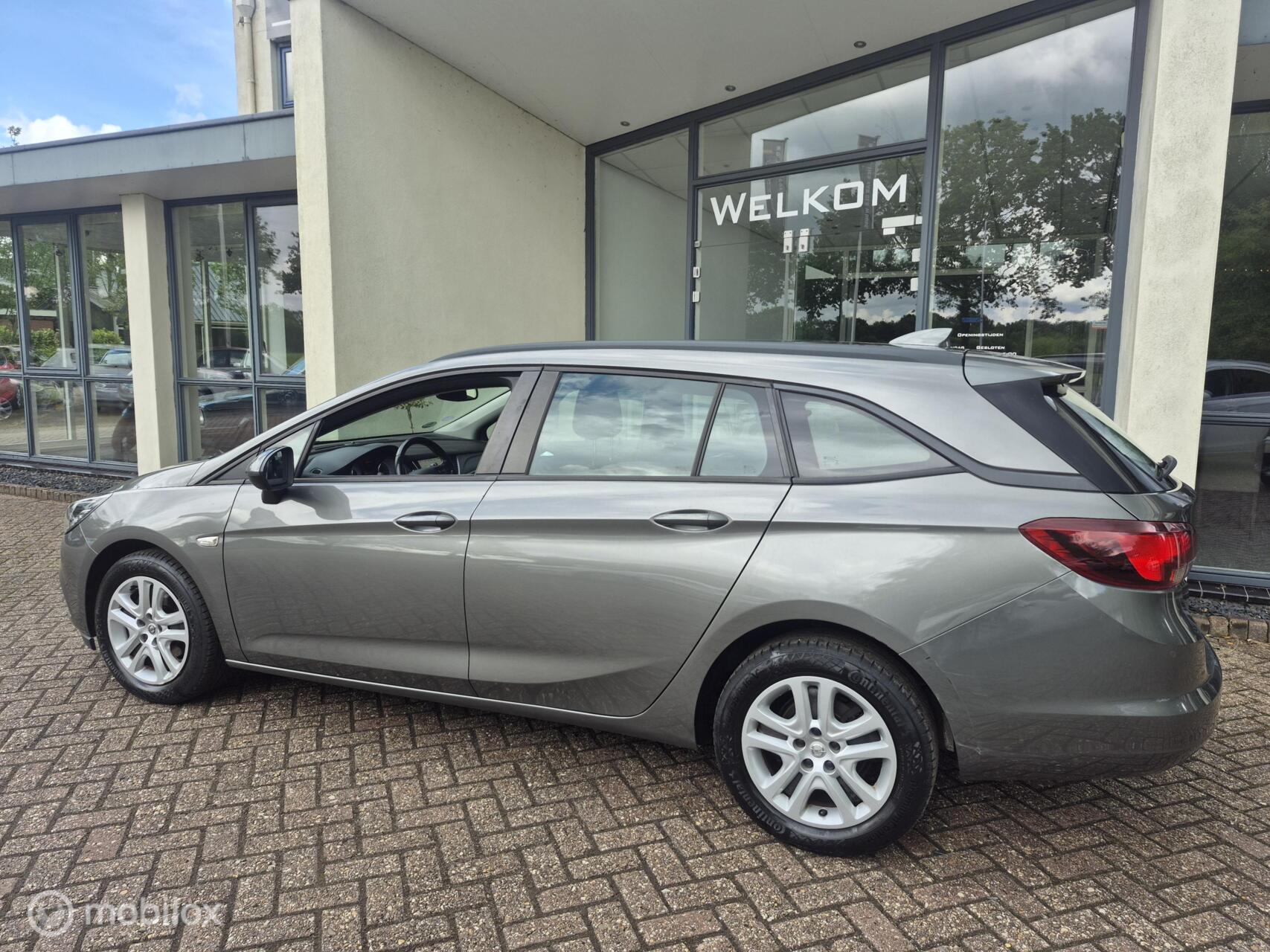 Foto van Opel Astra Sports Tourer