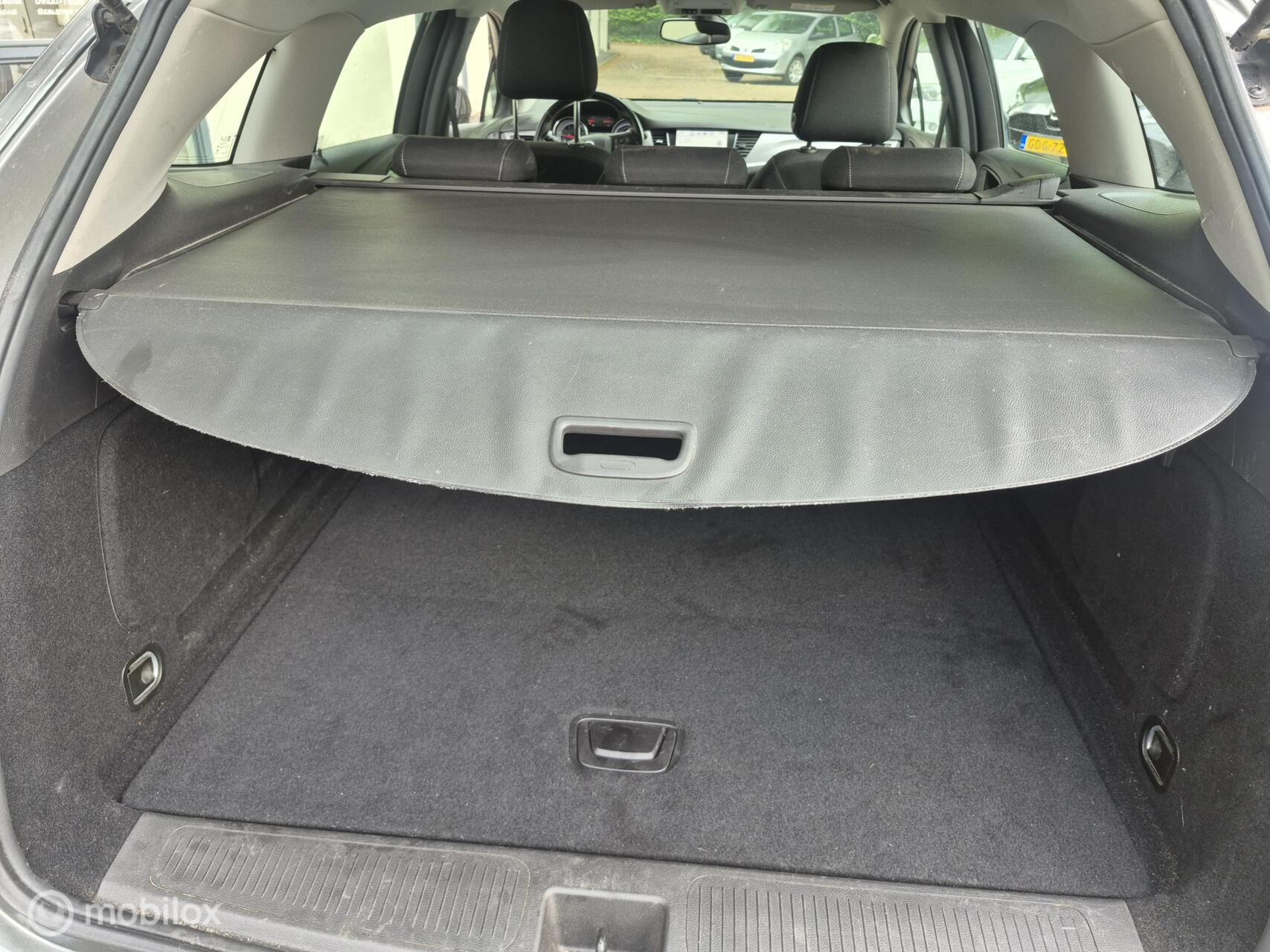 Foto van Opel Astra Sports Tourer