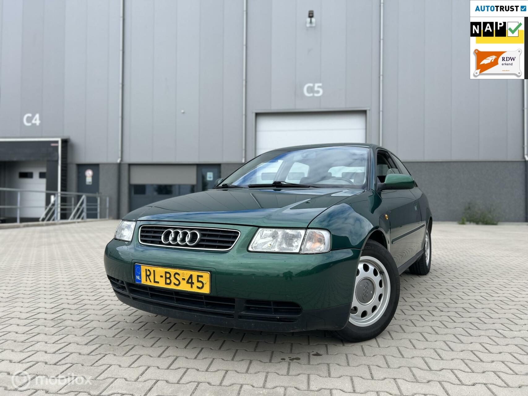 Audi A3 1.6 Ambiente/APK/TREKH./NAP 1997 - voorkant