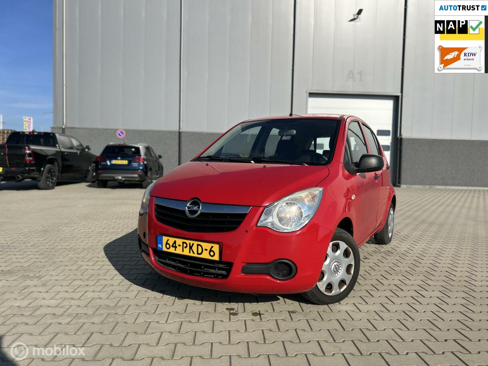 Opel Agila 1.0 Edition/NAP/JAAR APK/ 2011 - voorkant