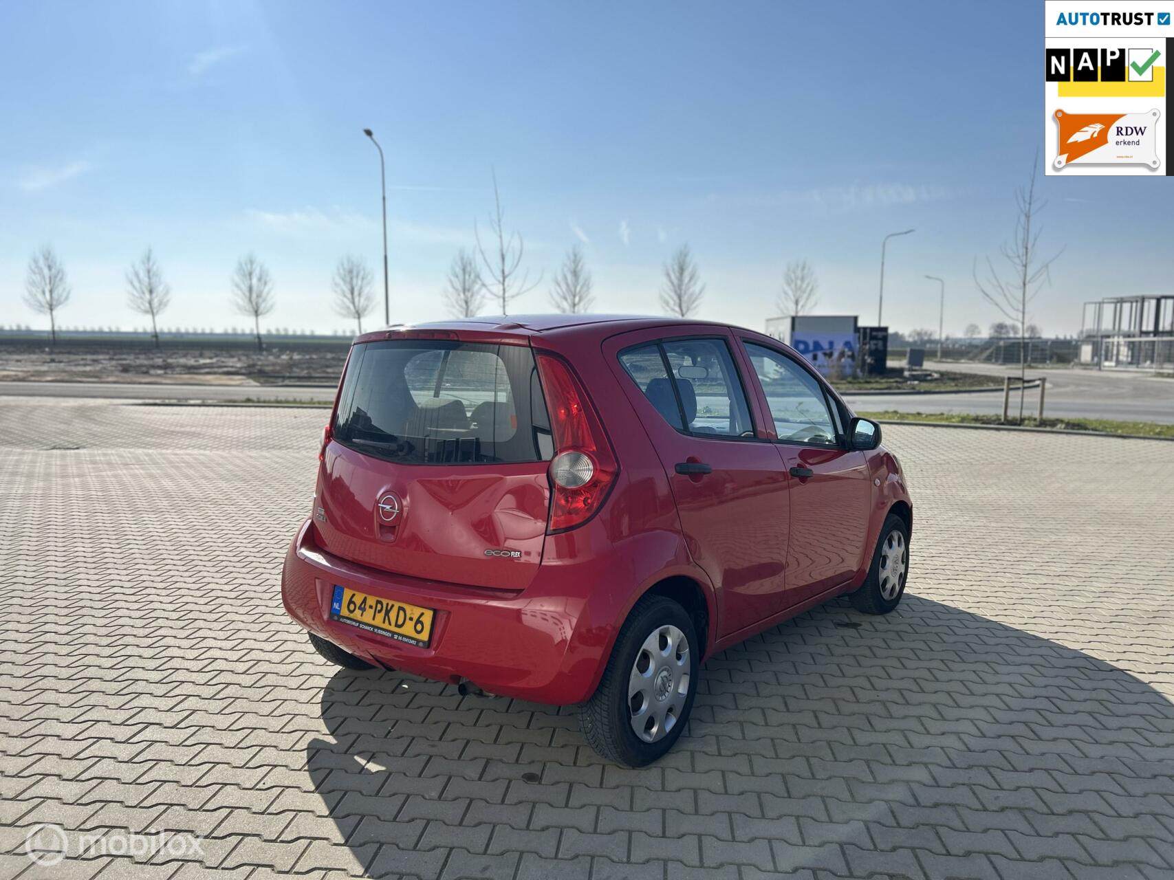 Foto van Opel Agila