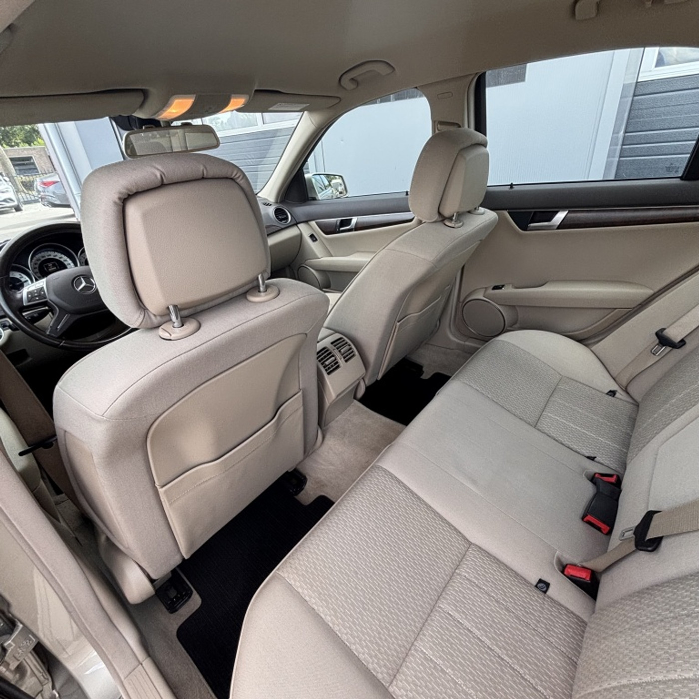 Foto van Mercedes-Benz C 180
