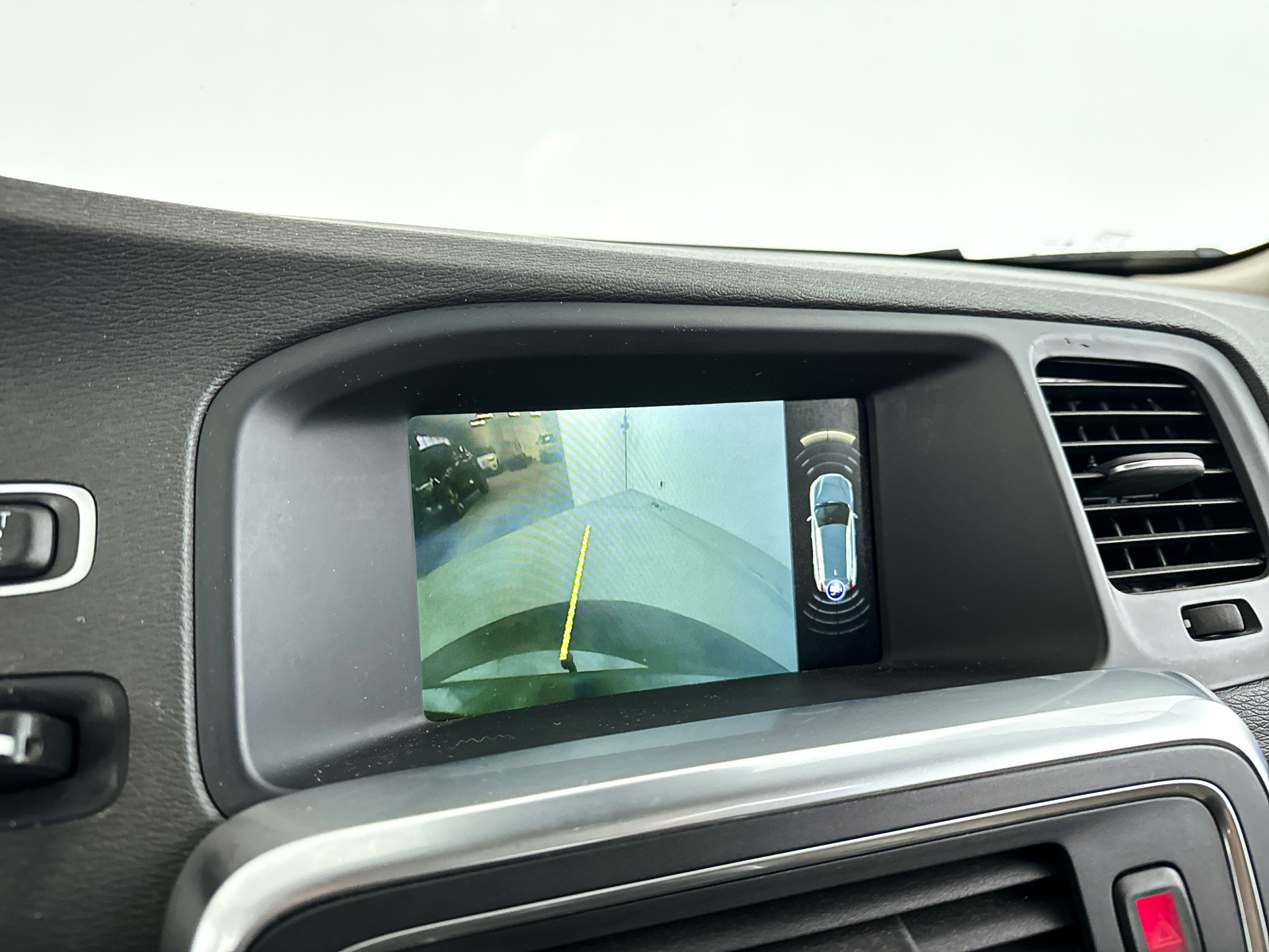 Foto van Volvo V60 Plug In Hybrid