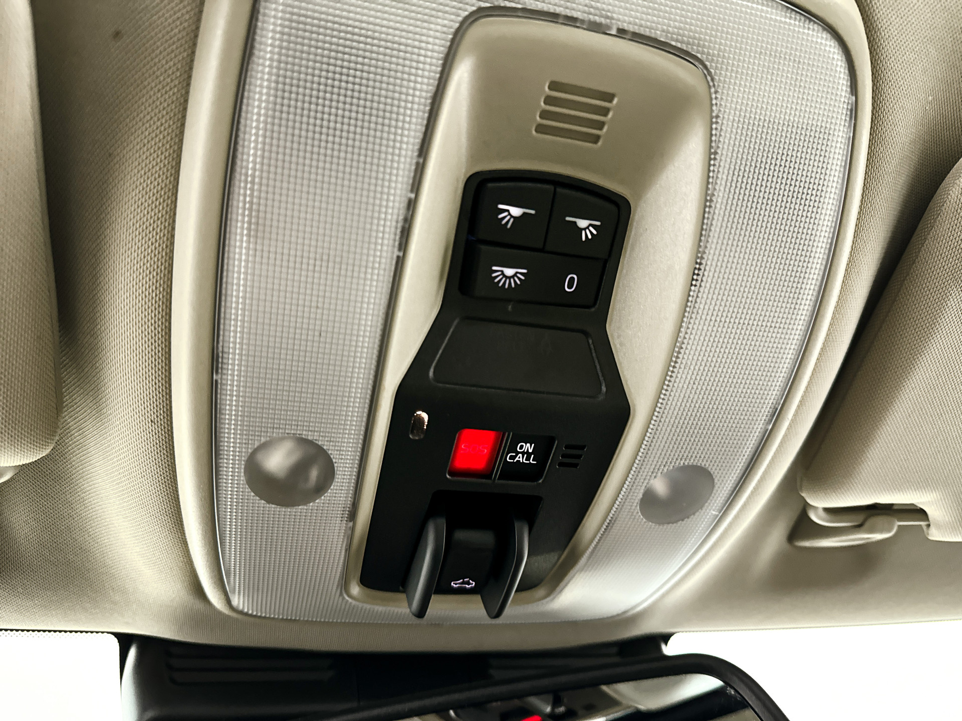 Foto van Volvo V60 Plug In Hybrid