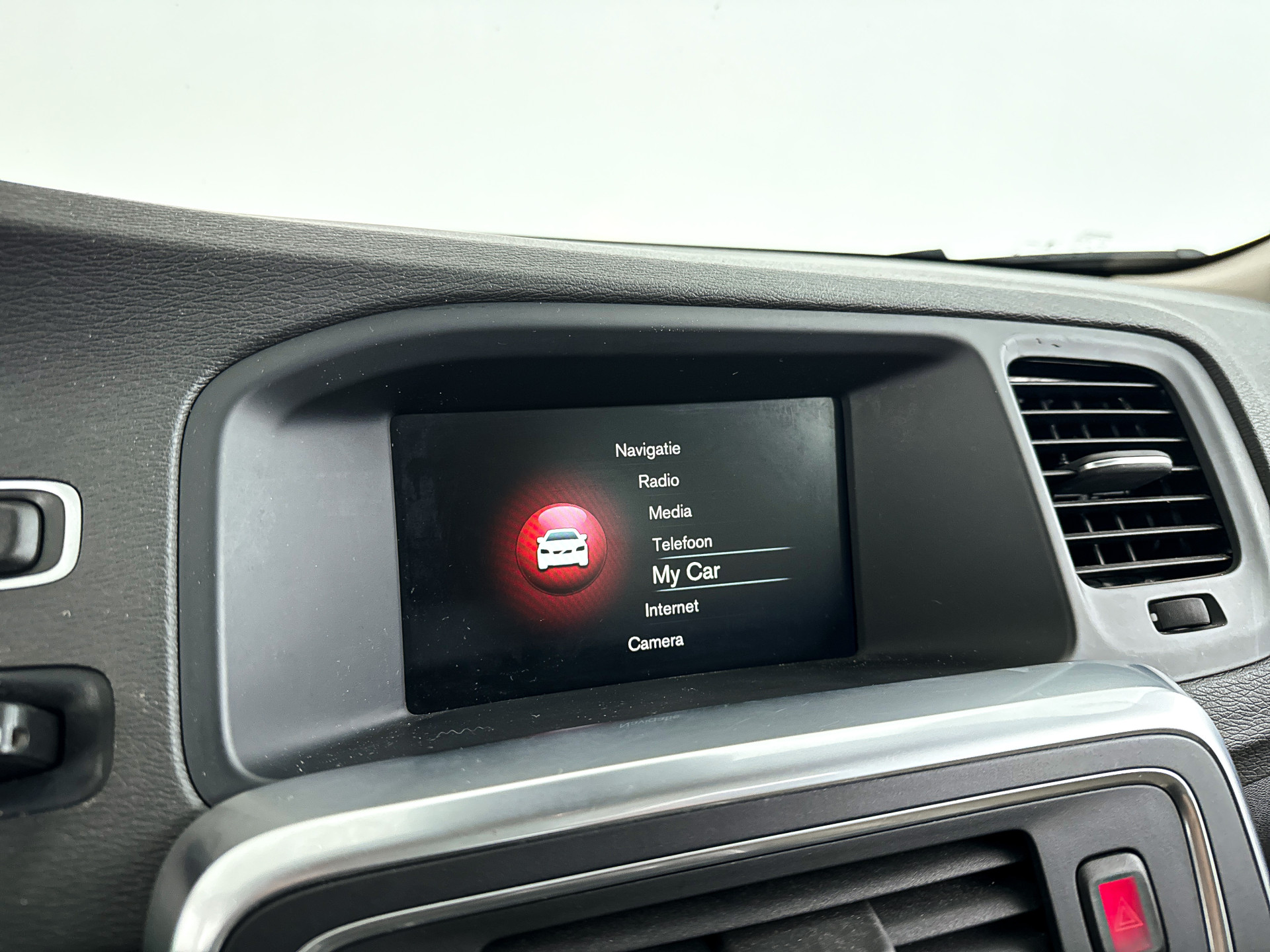 Foto van Volvo V60 Plug In Hybrid