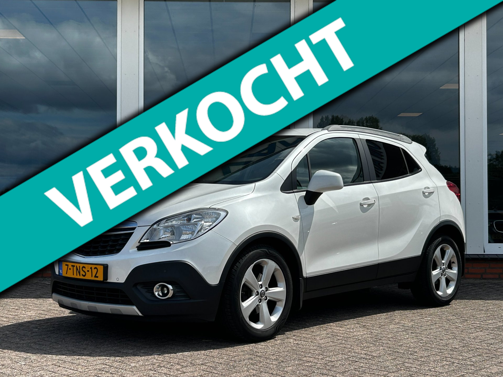 Opel Mokka 1.4 T Cosmo - Origineel NL - NAP - Clima - PDC - LM 2014 - voorkant