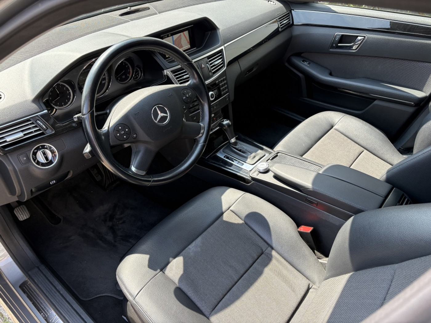 Foto van Mercedes-Benz E 200 Cgi