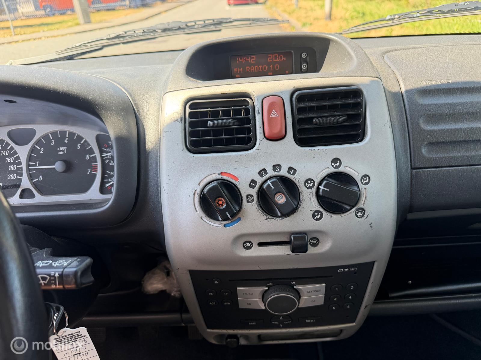 Foto van Opel Agila