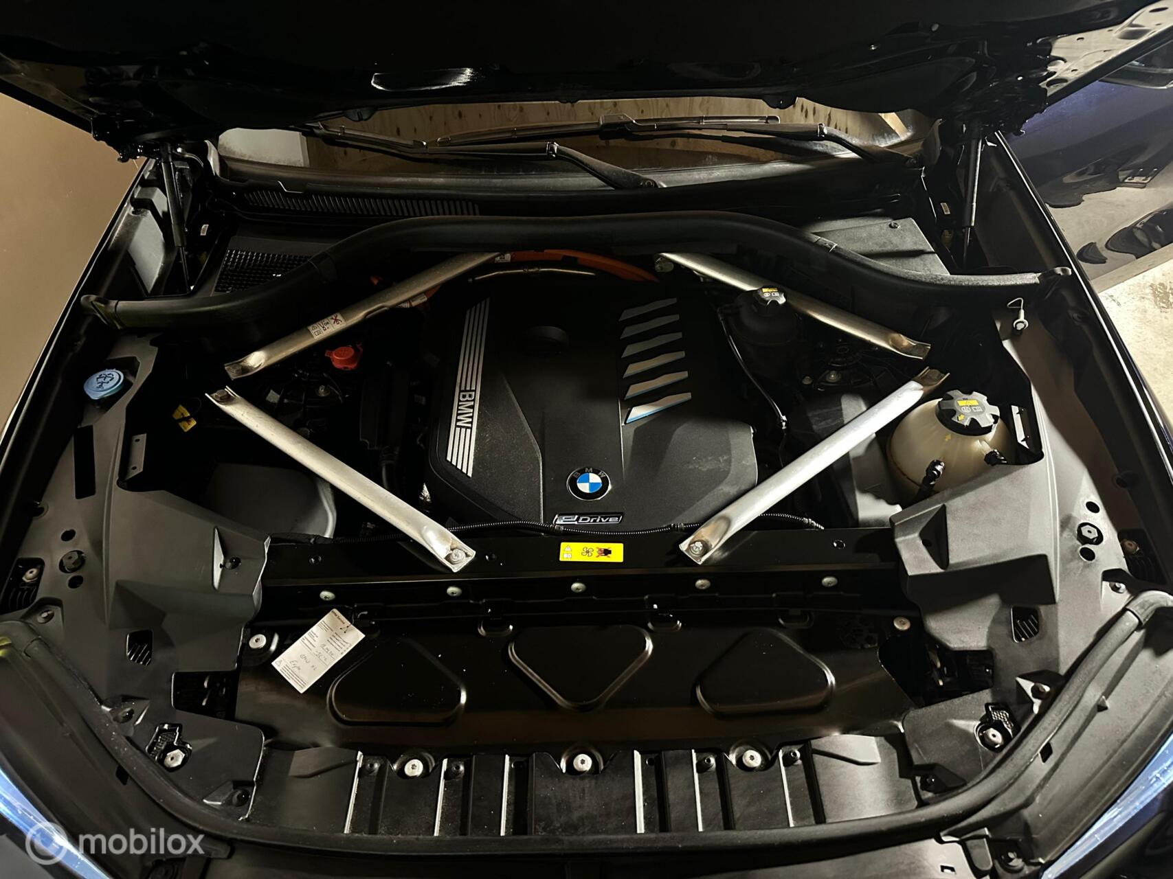 Foto van BMW X5 Xdrive45e