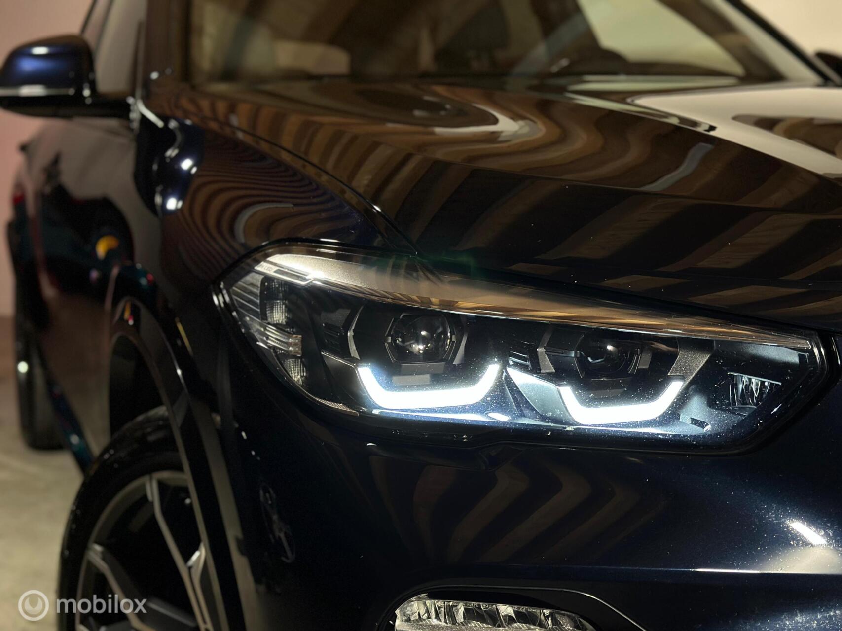 Foto van BMW X5 Xdrive45e