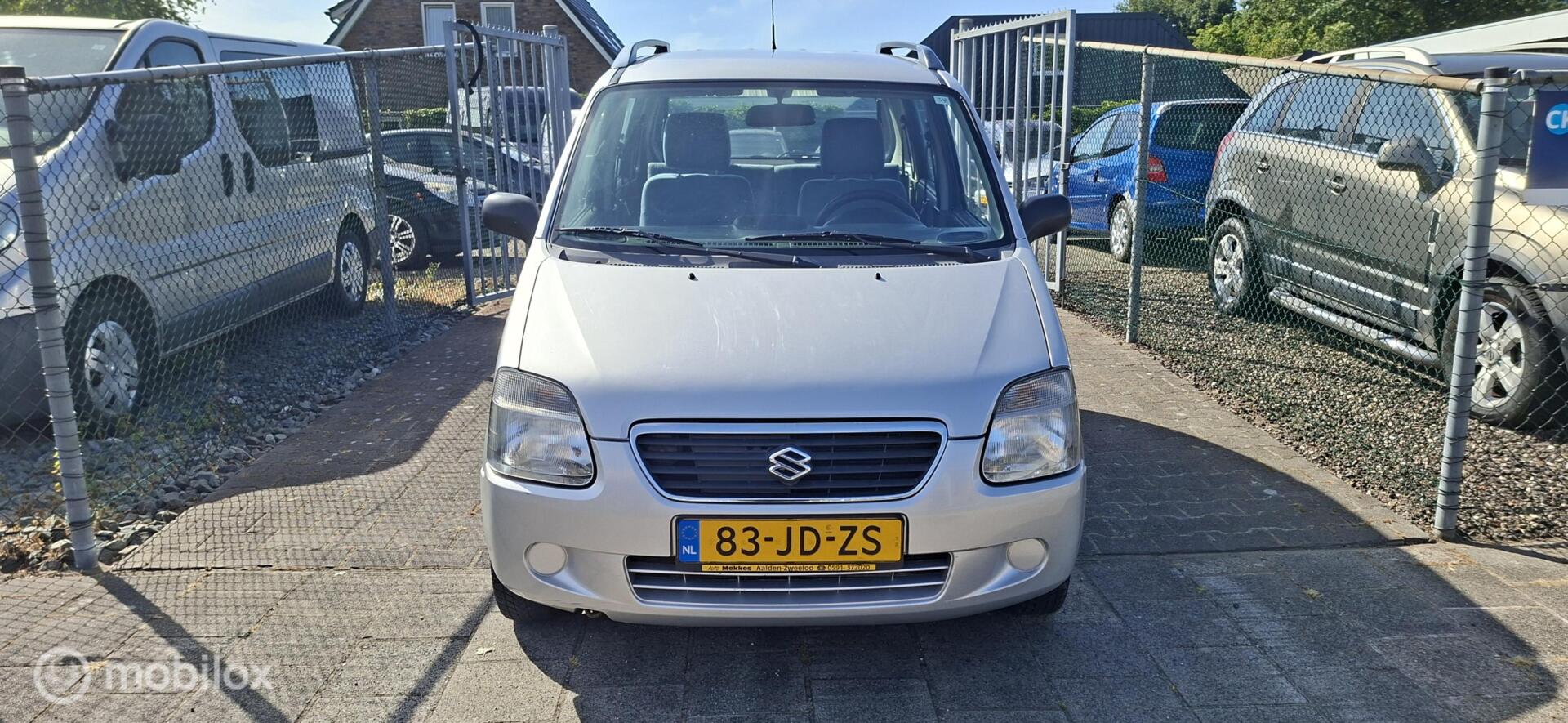 Foto van Suzuki Wagon R