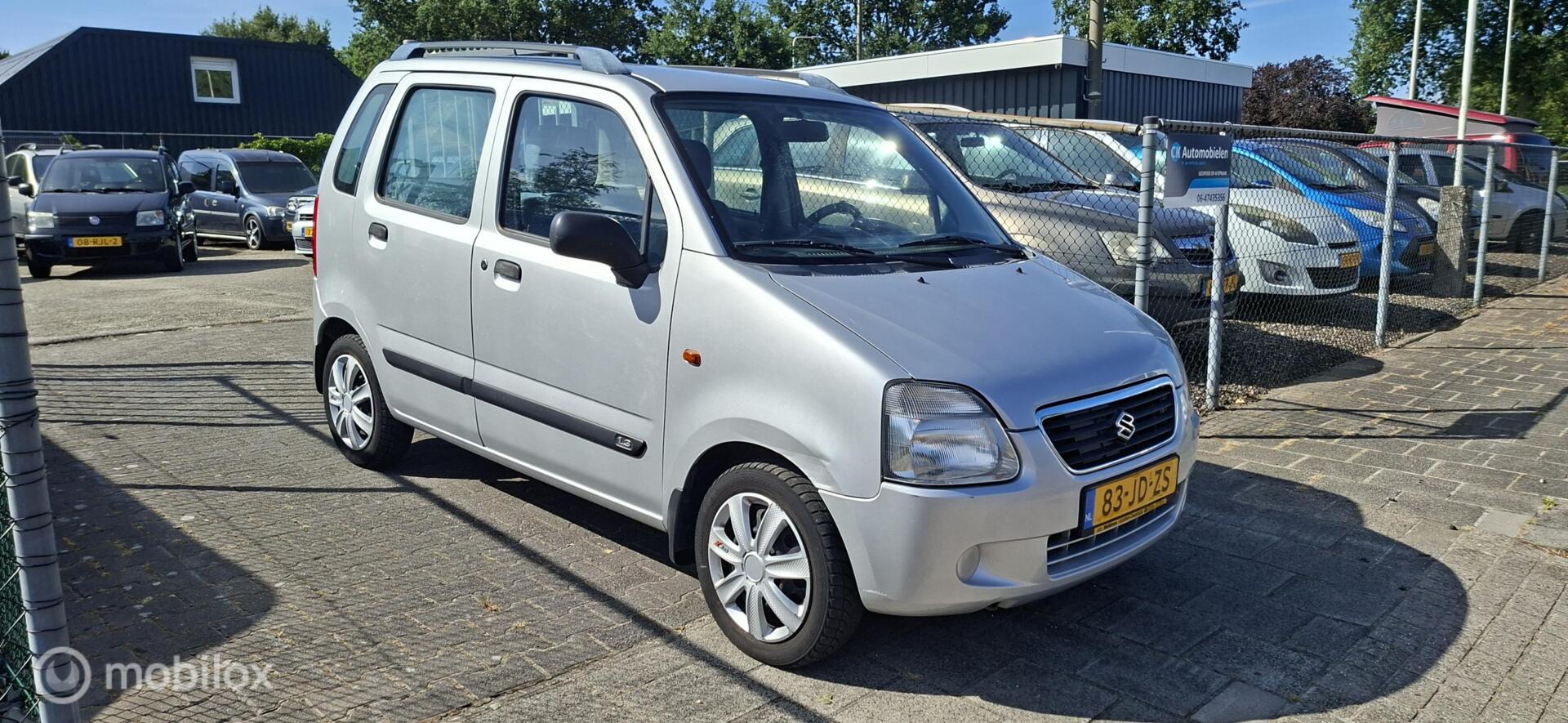 Foto van Suzuki Wagon R