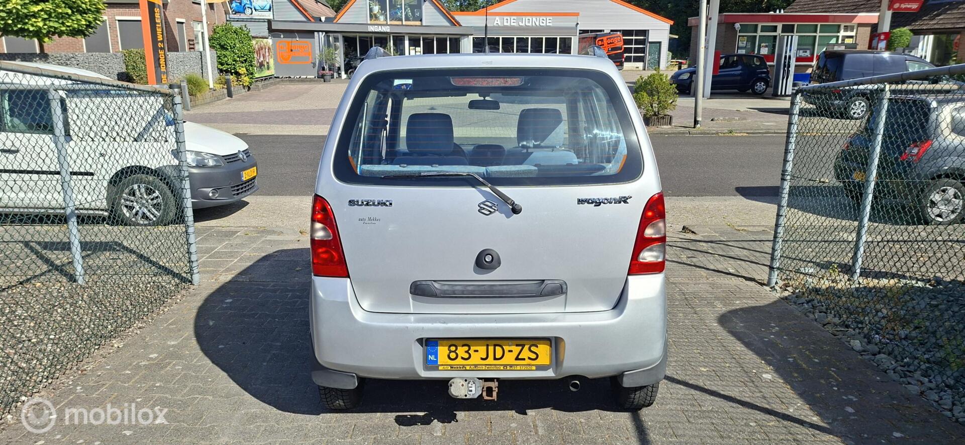 Foto van Suzuki Wagon R