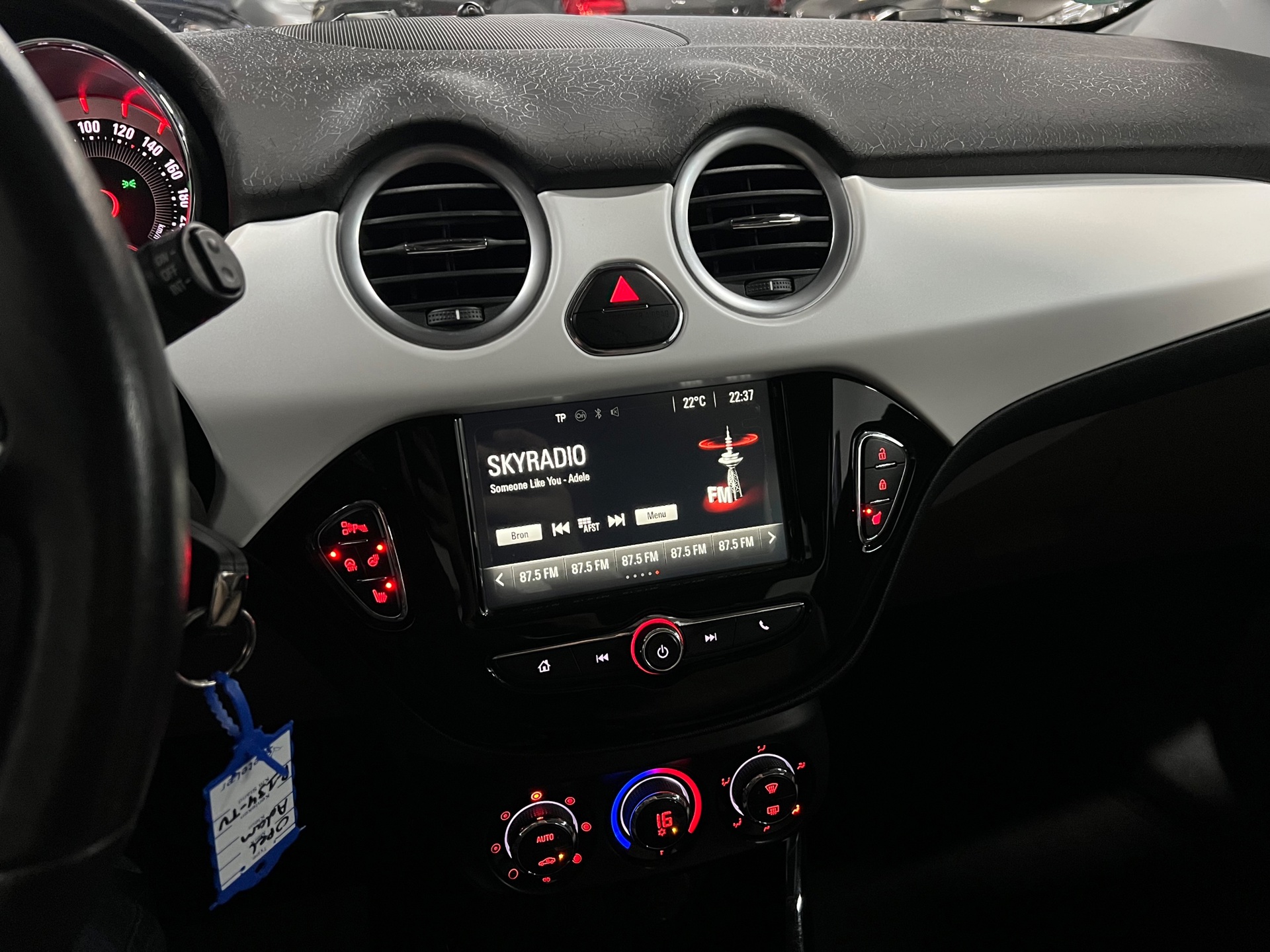 Foto van Opel Adam