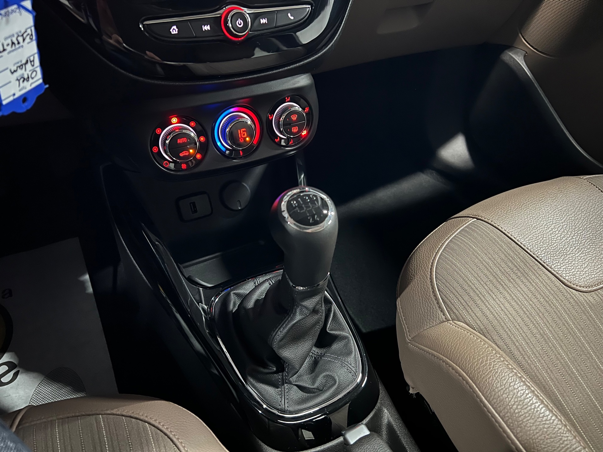 Foto van Opel Adam