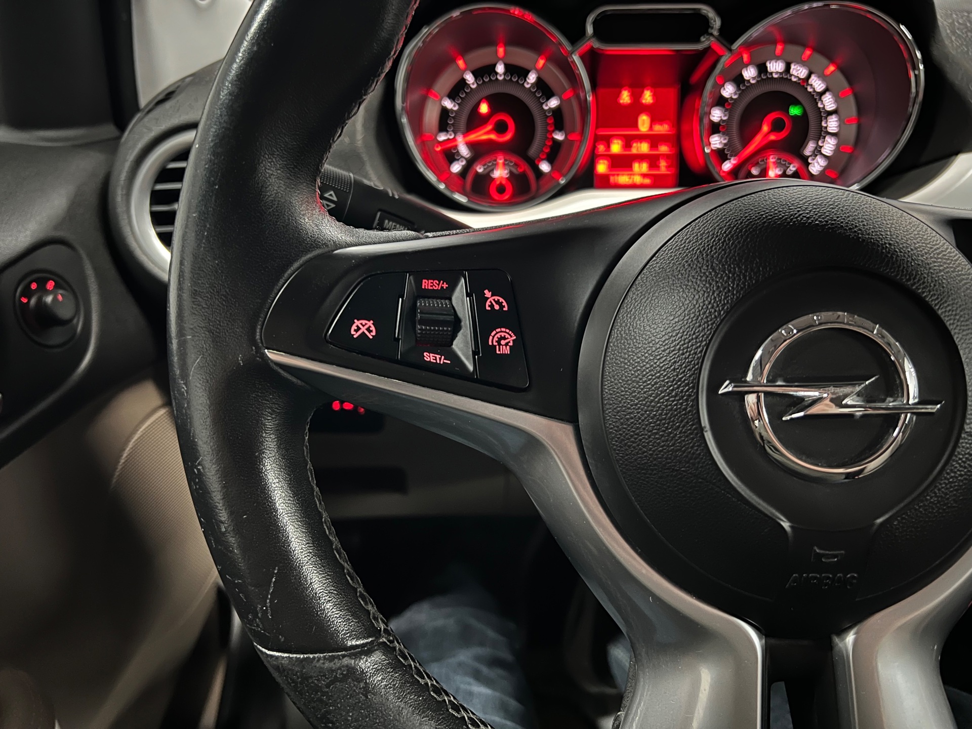 Foto van Opel Adam