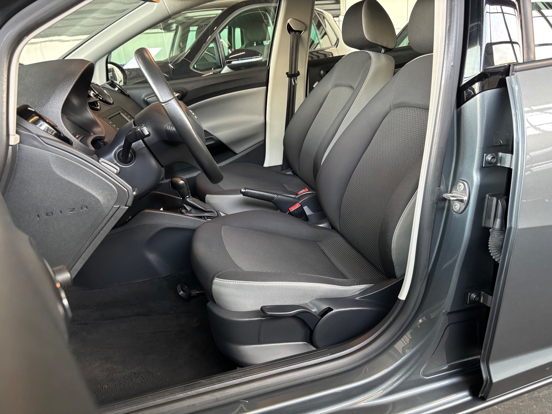 Foto van Seat Ibiza ST