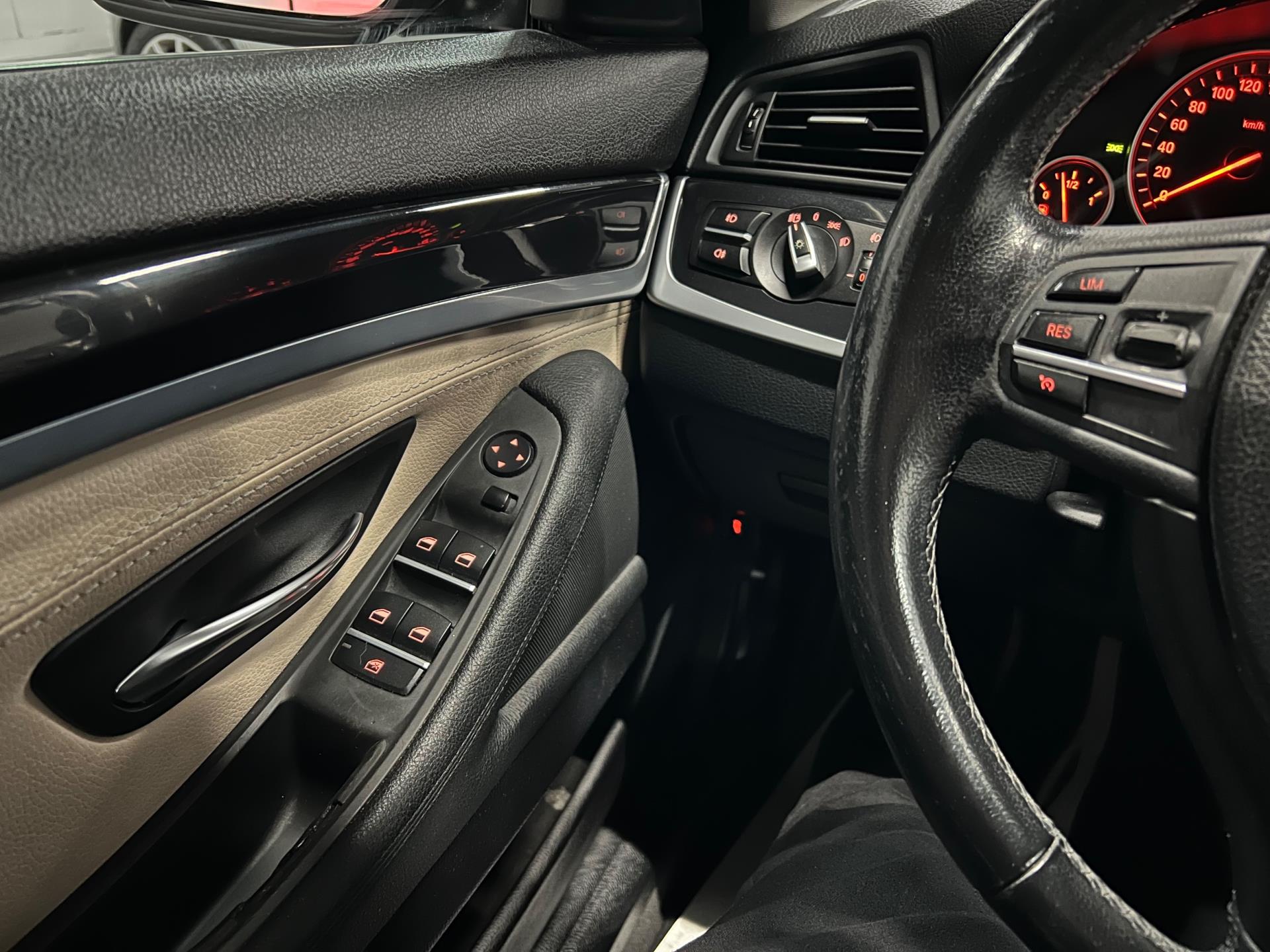 Foto van BMW 523i