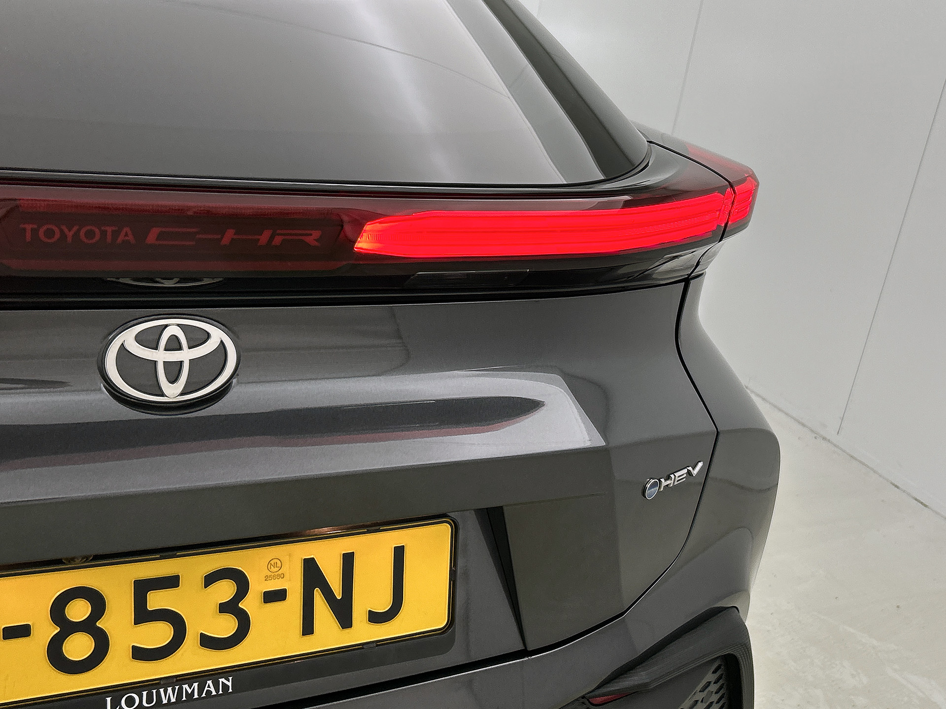 Foto van Toyota C-hr