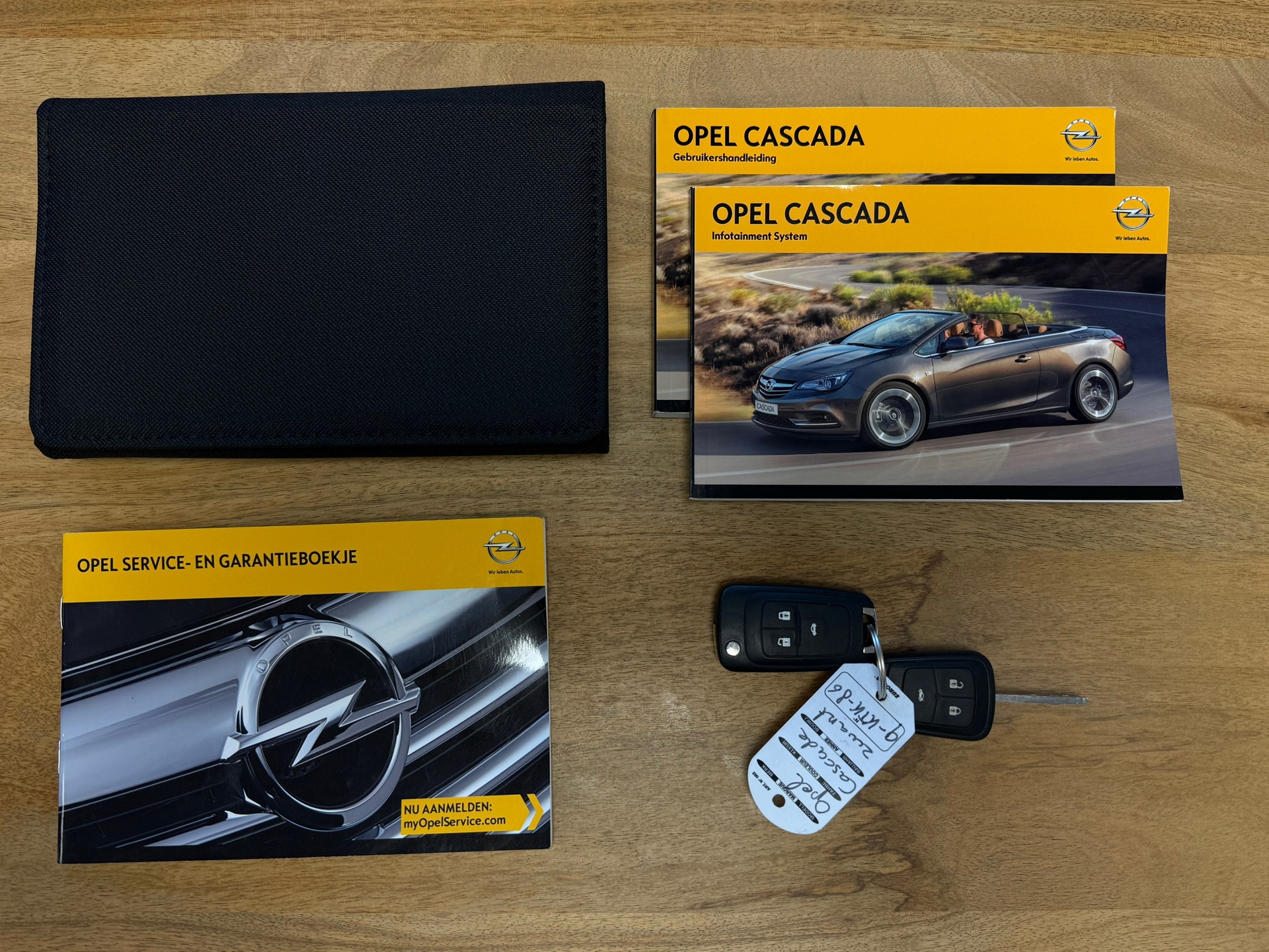 Foto van Opel Cascada