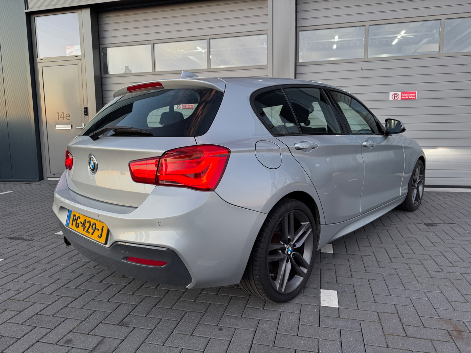 Foto van BMW 118i