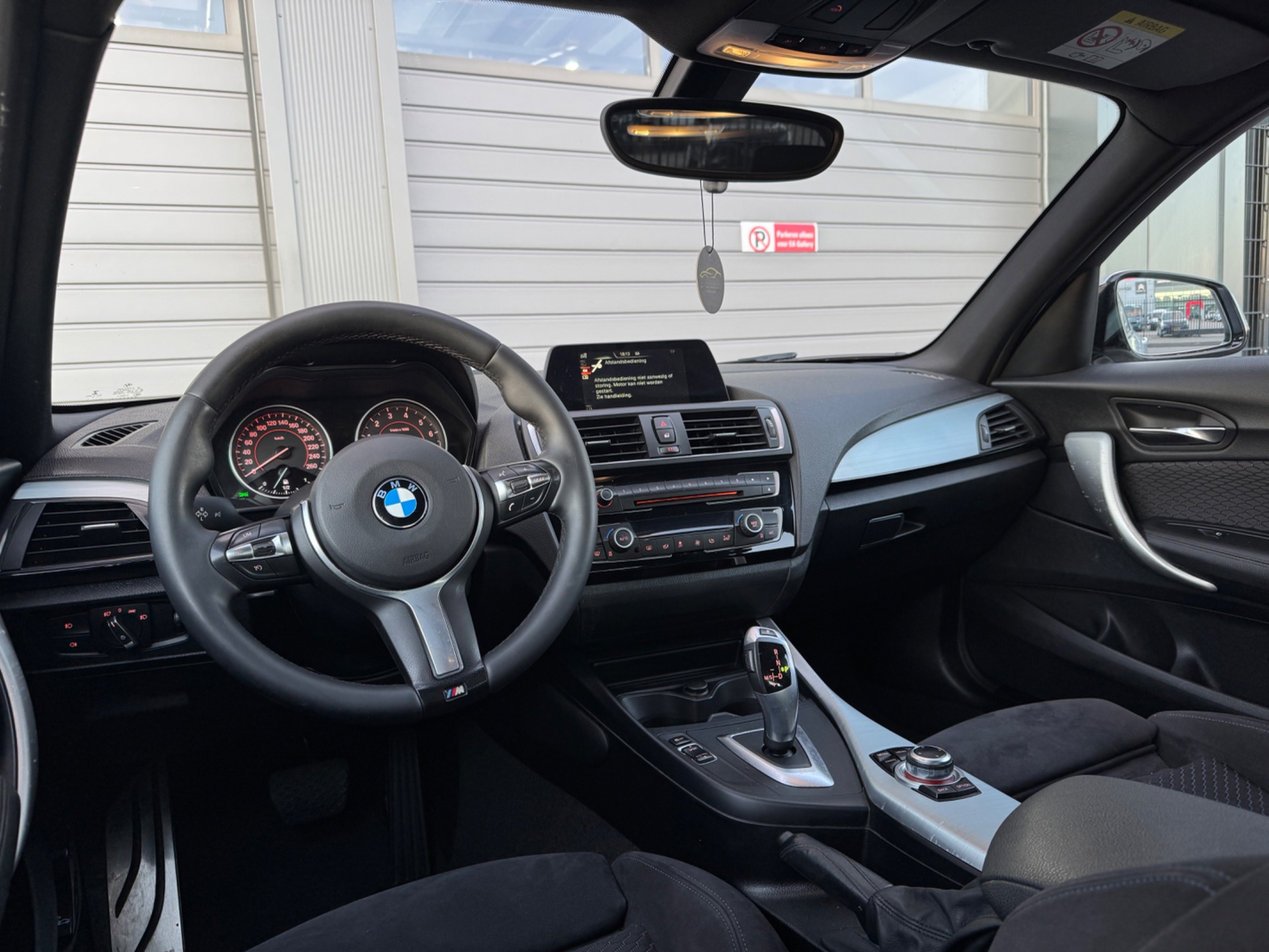 Foto van BMW 118i