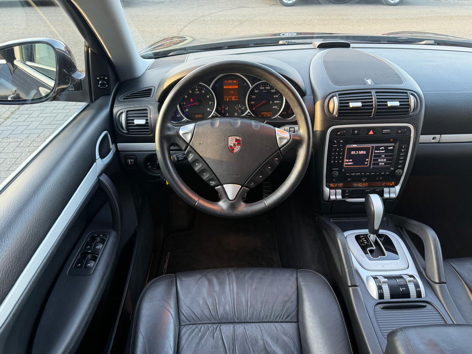 Foto van Porsche Cayenne S