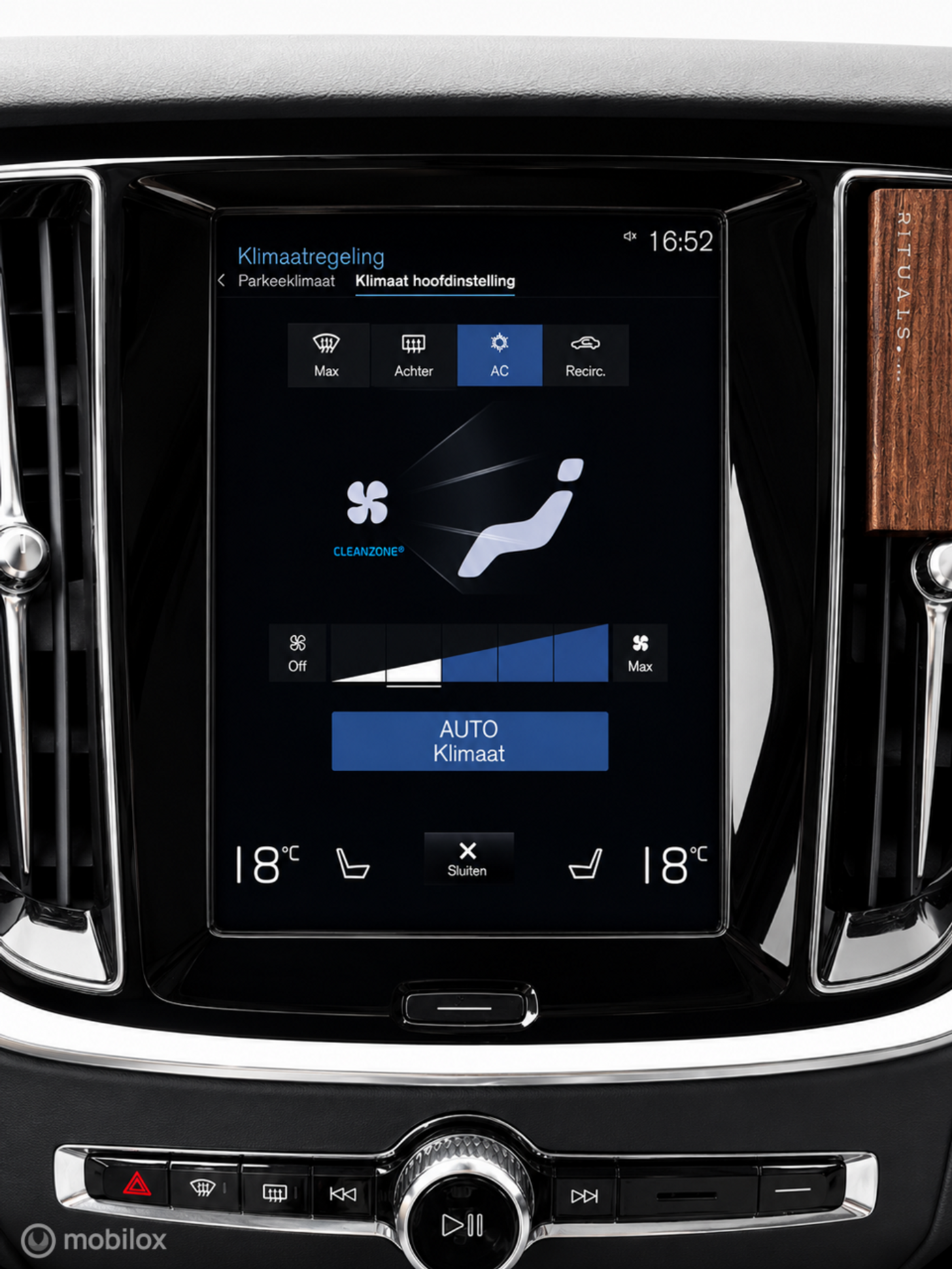 Foto van Volvo V60 T8 Twin Engine