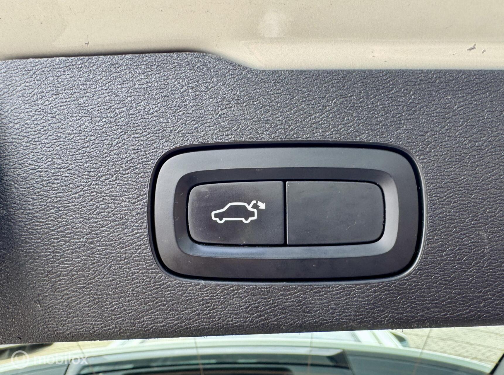 Foto van Volvo V60 T8 Twin Engine