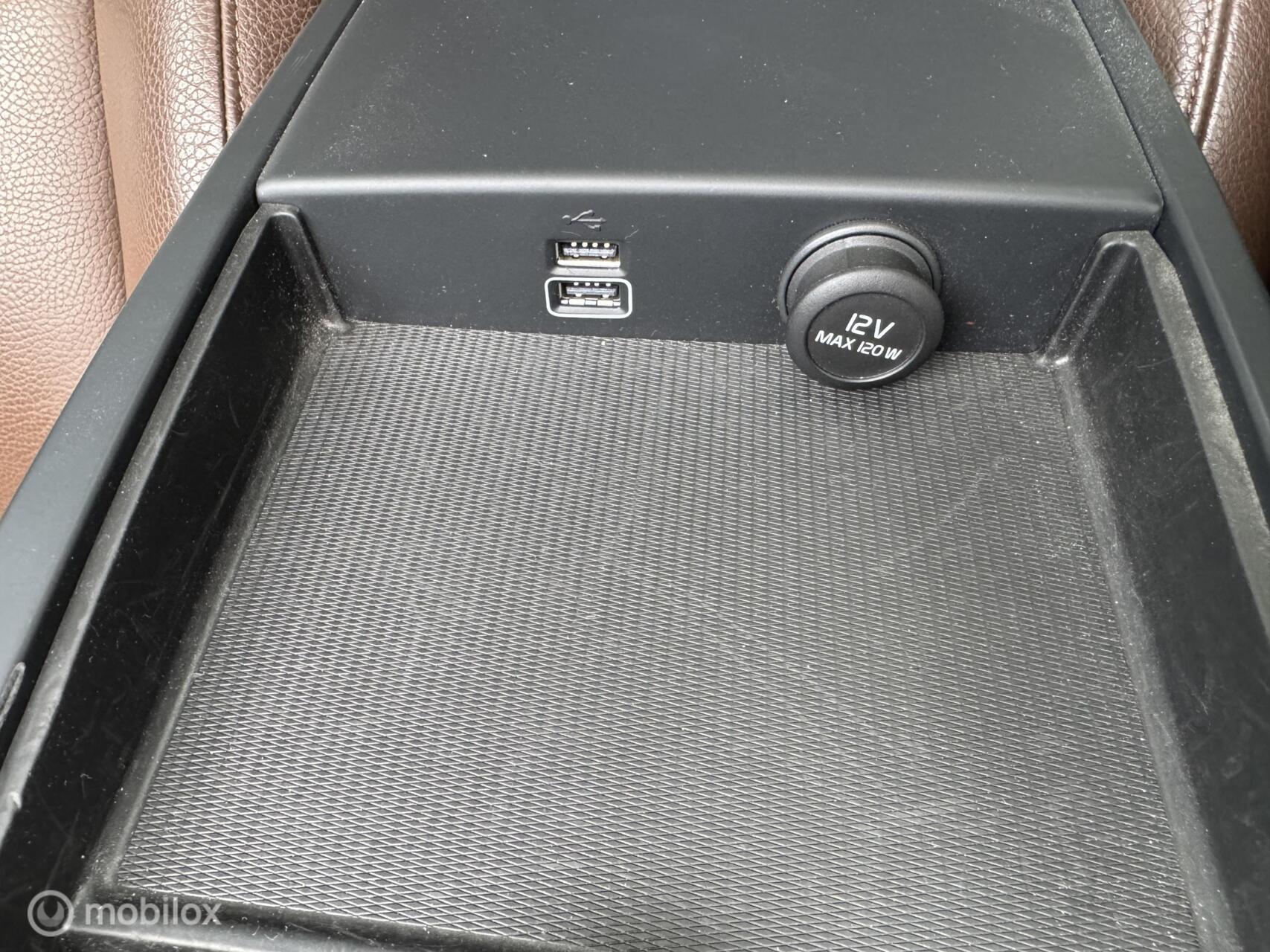 Foto van Volvo V60 T8 Twin Engine
