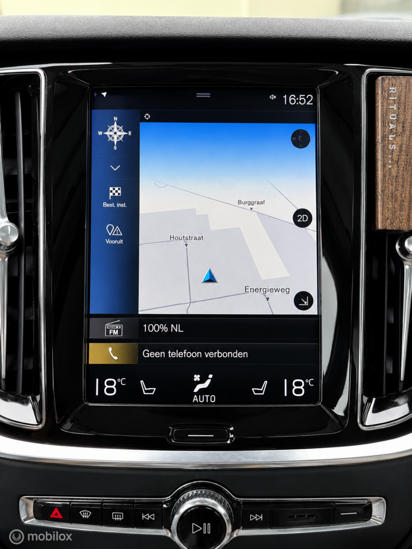 Foto van Volvo V60 T8 Twin Engine