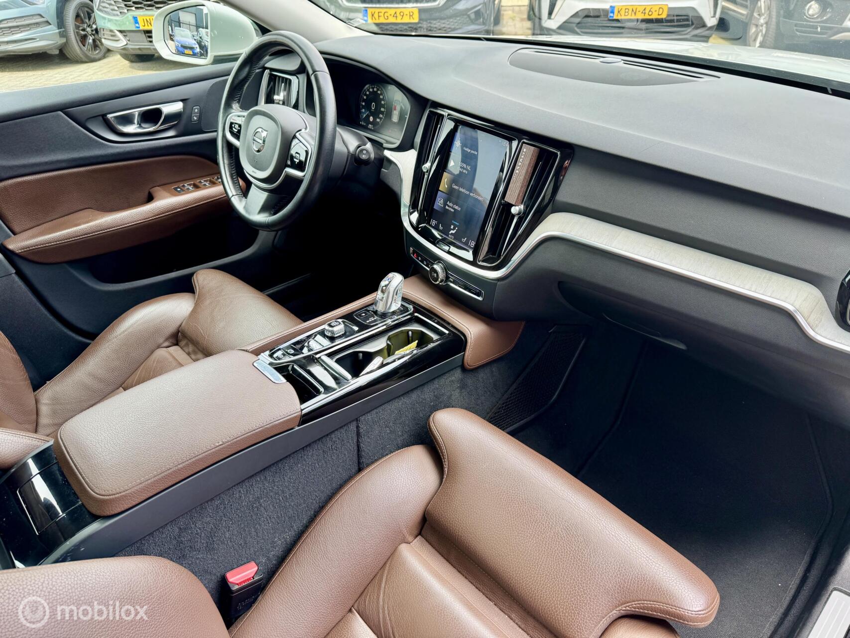 Foto van Volvo V60 T8 Twin Engine