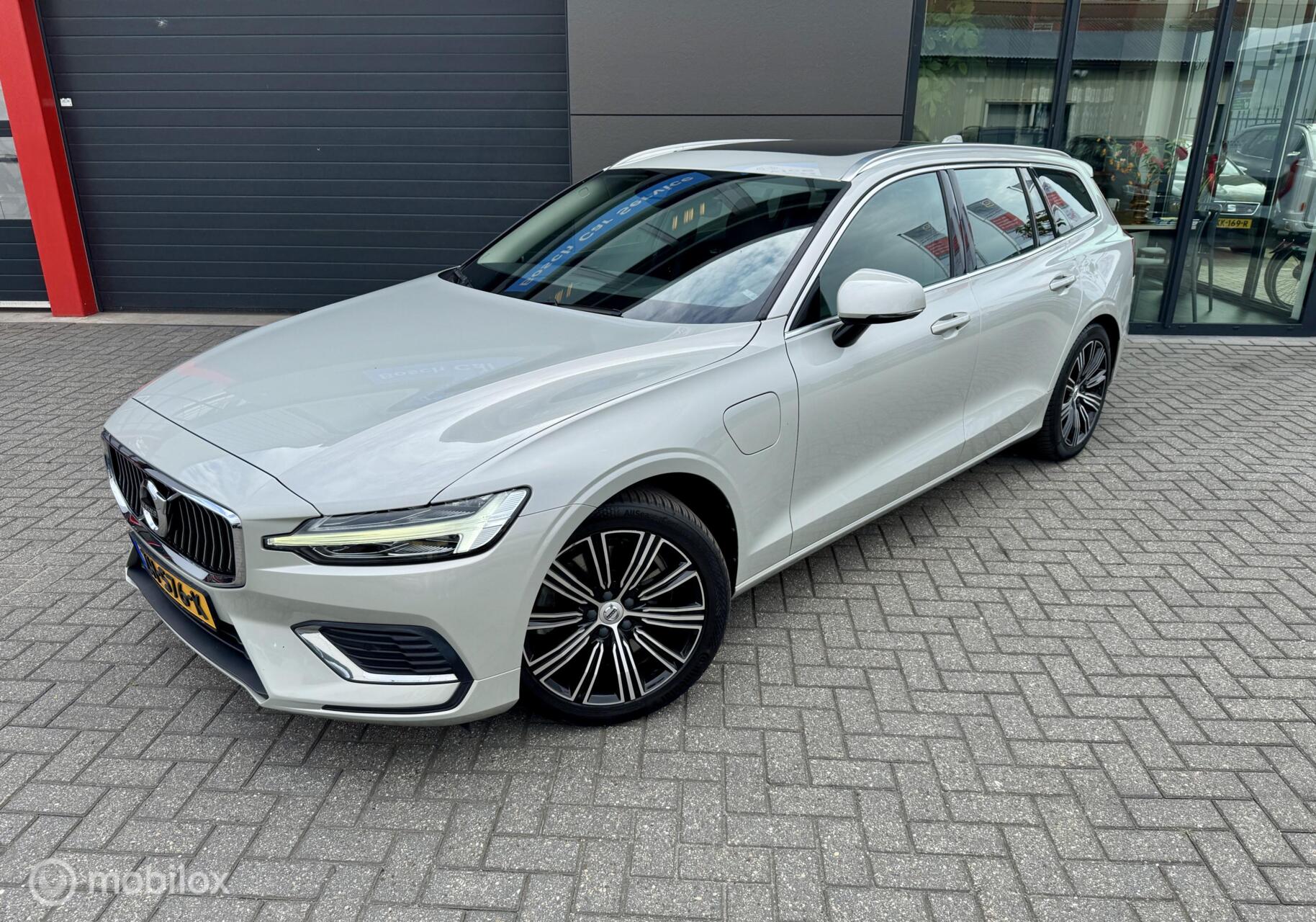 Foto van Volvo V60 T8 Twin Engine