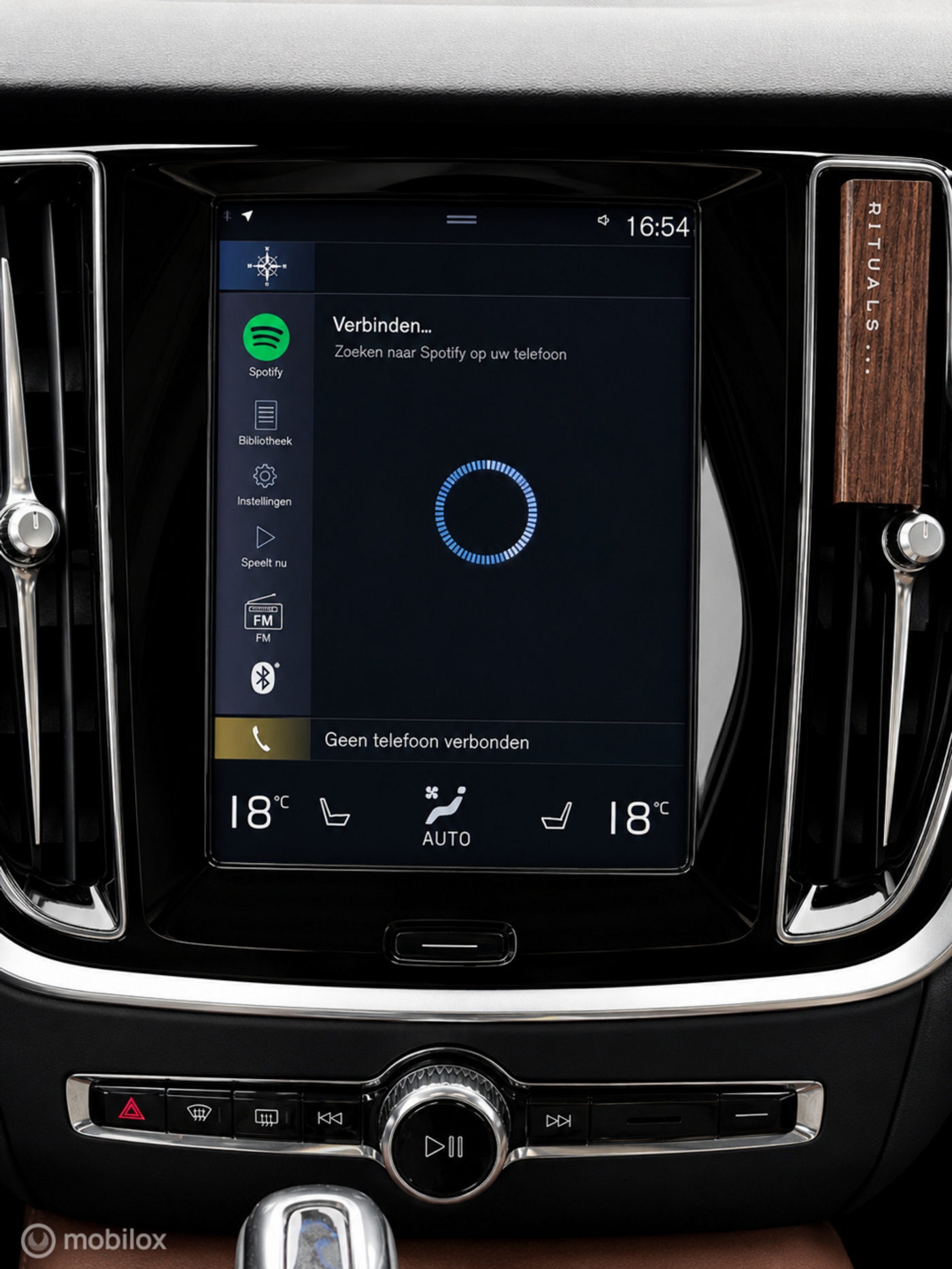 Foto van Volvo V60 T8 Twin Engine