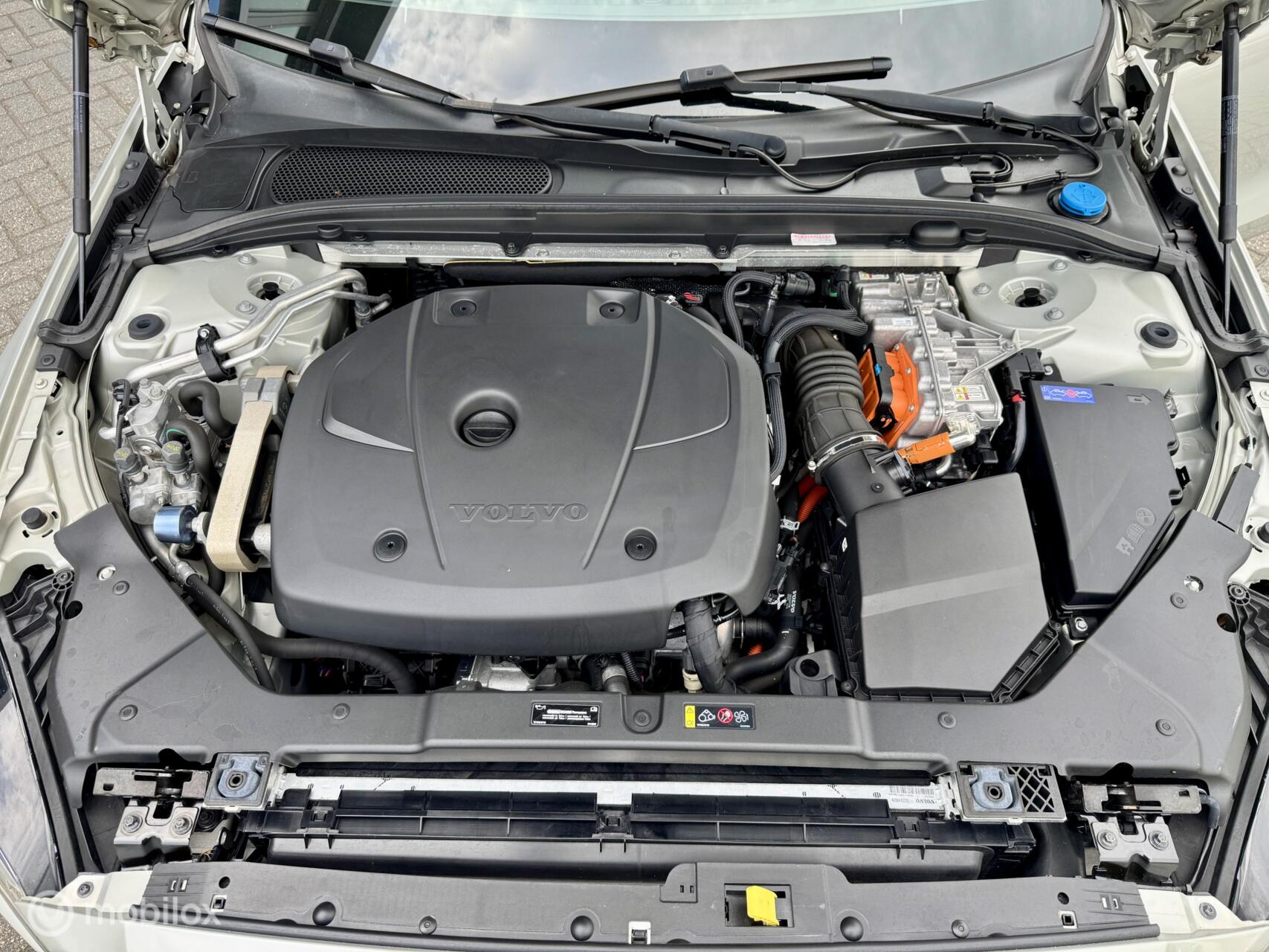 Foto van Volvo V60 T8 Twin Engine