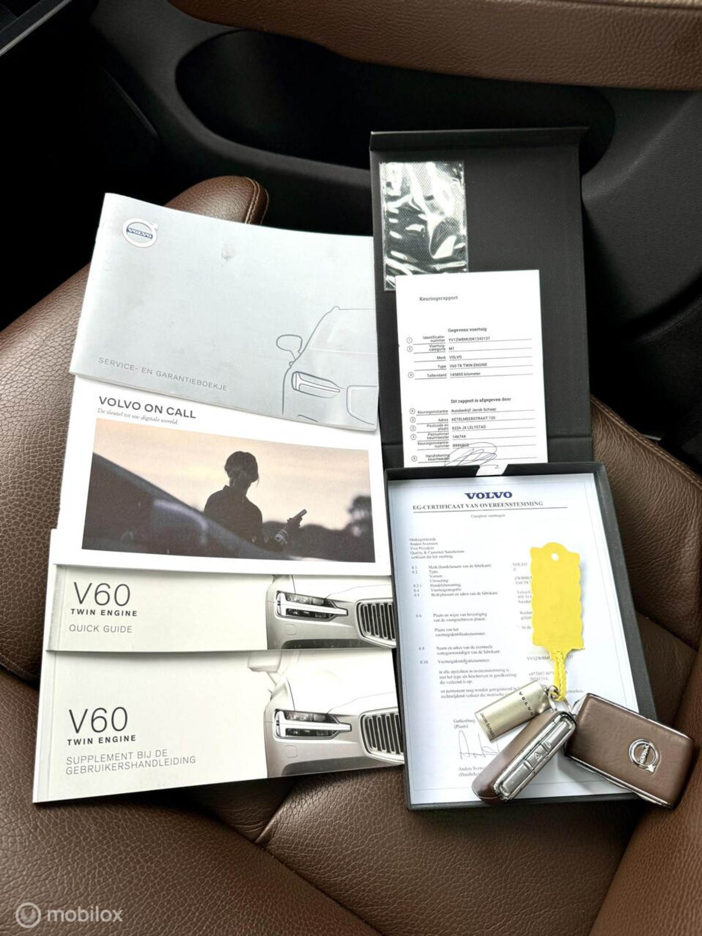 Foto van Volvo V60 T8 Twin Engine