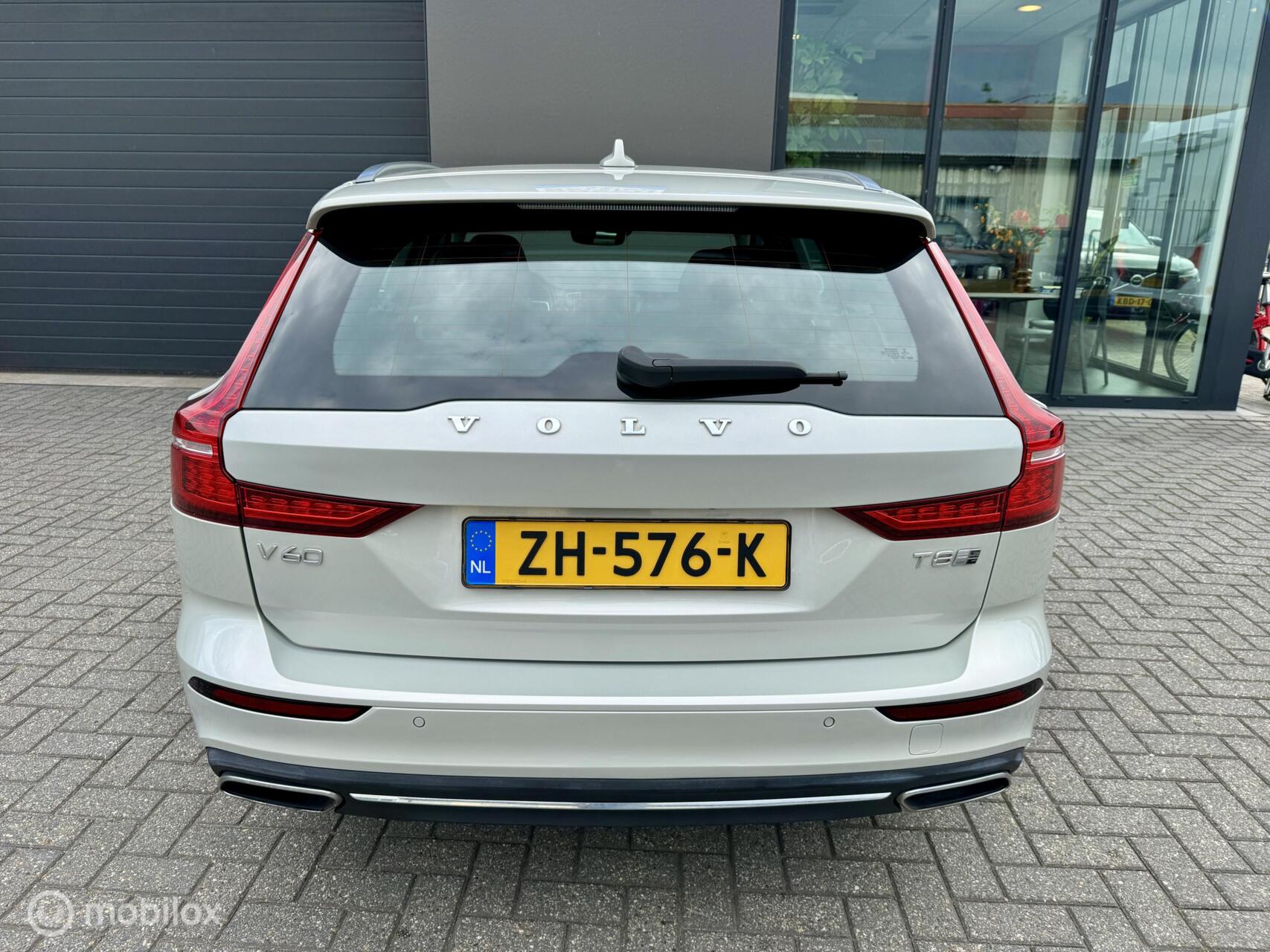 Foto van Volvo V60 T8 Twin Engine