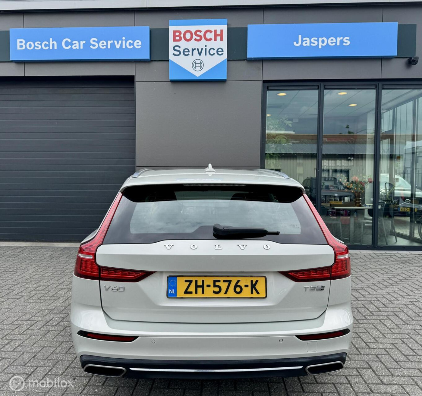 Foto van Volvo V60 T8 Twin Engine