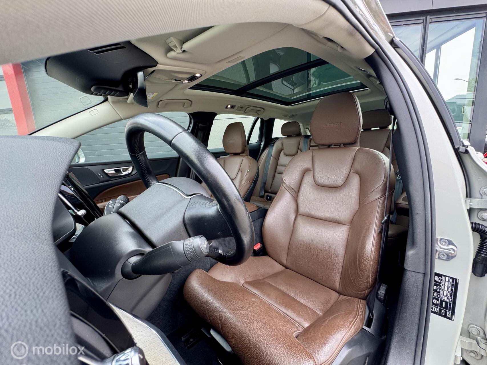 Foto van Volvo V60 T8 Twin Engine